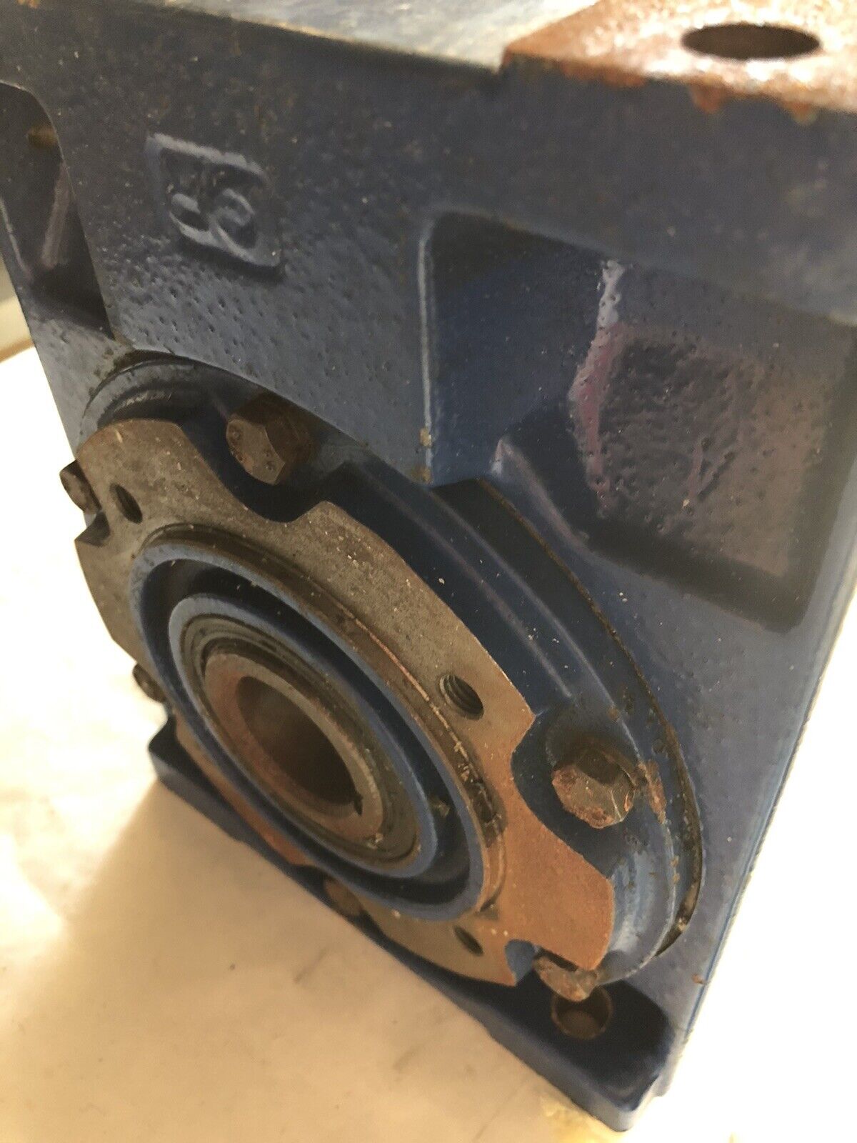 New Rossi Motoriduttori R V 80U02a Gearbox Gear Reducer,25:1 Ratio,48499307,Am