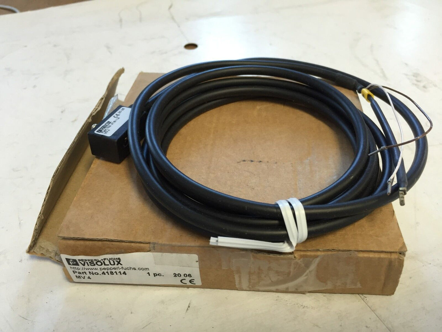 New Pepperl + Fuchs Visolux 418114  Mv4 Sensor  Switch,Cx