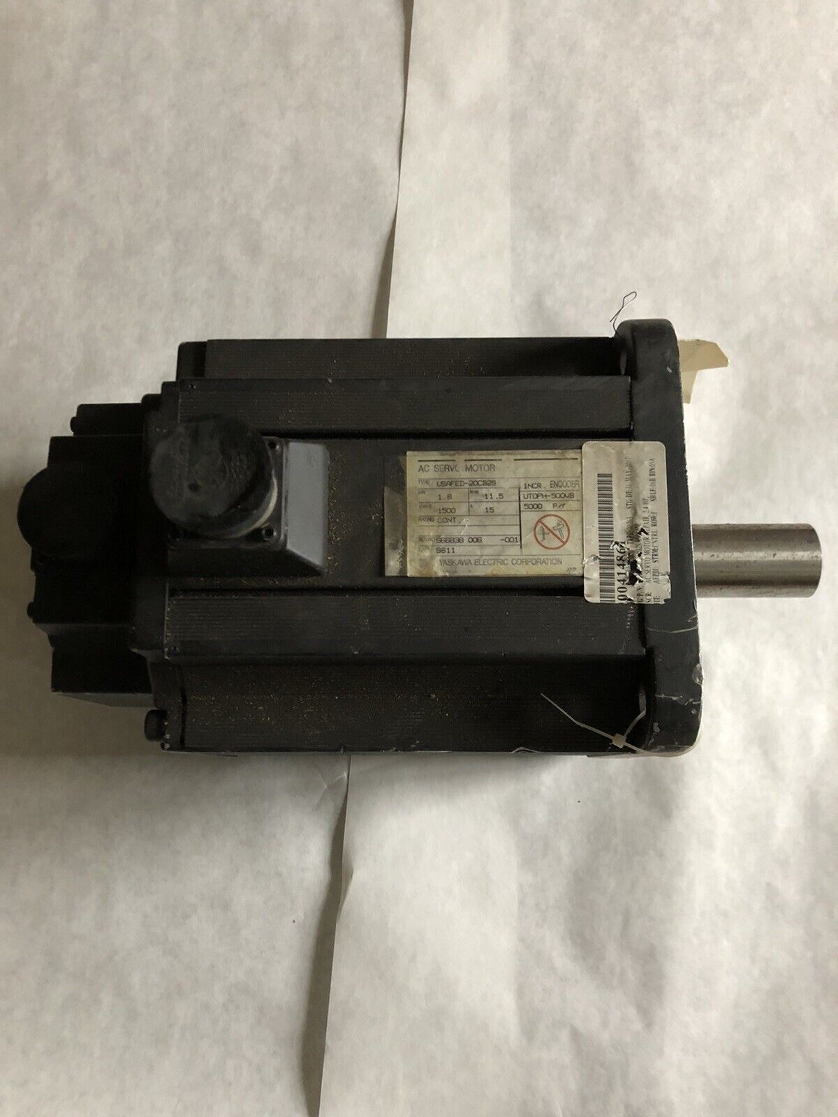 Yaskawa Usafed-20Cb2s Ac Servo Motor,1.8 Kw,1500 Rpm,15A,Al