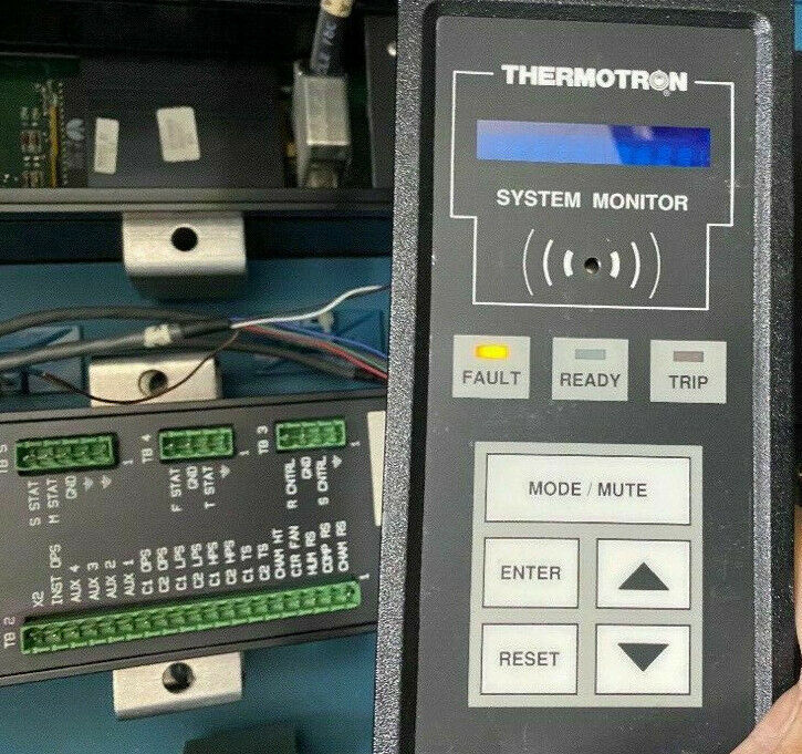 (For Part & Repair Only) Thermotron 956104 System Monitor Controller,Cy