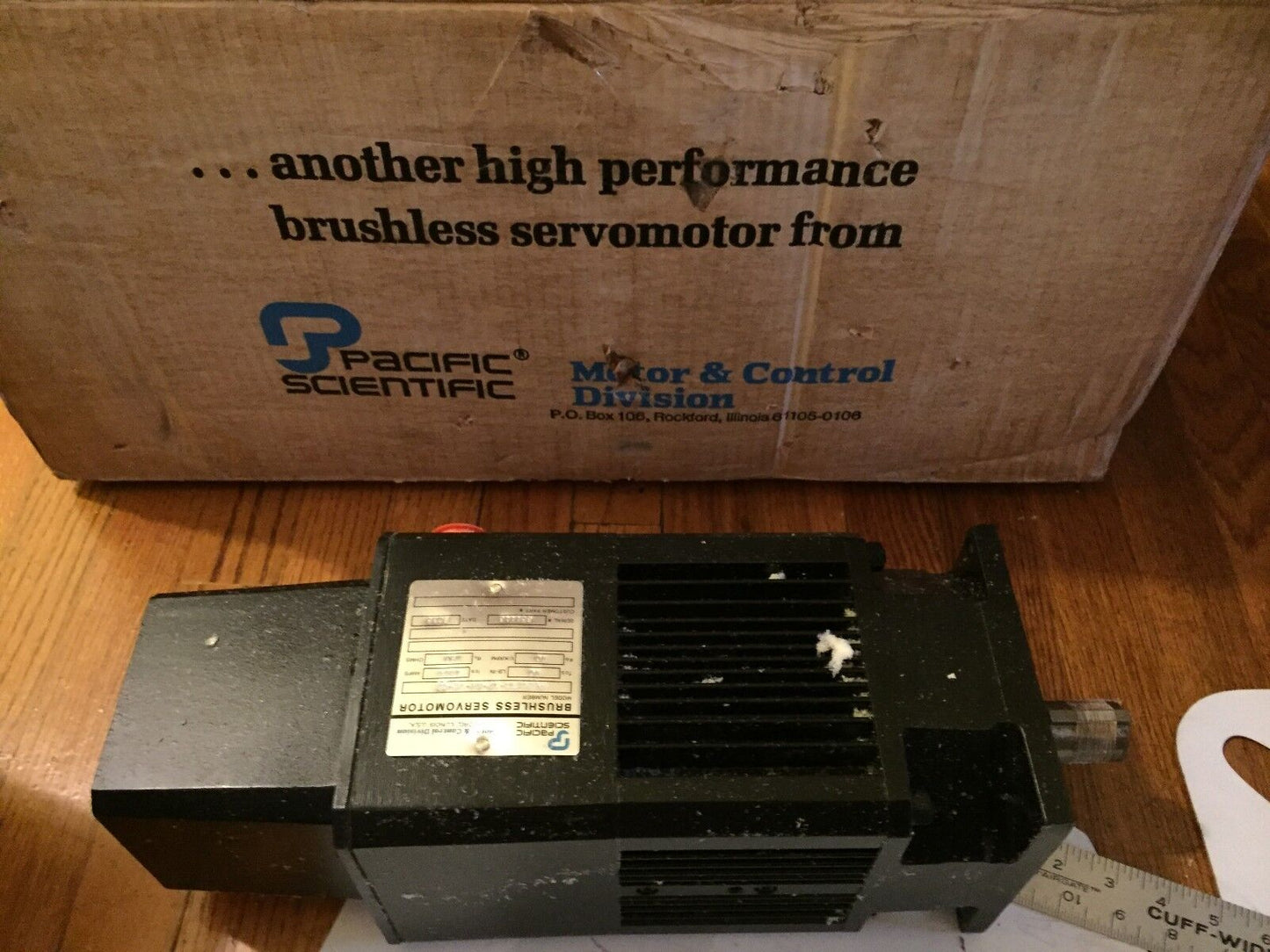 Pacific Scientific R63gena-Np-Rw-Vs-02 Brushless Servo Motor 70Lb-In 13.5A,Fa