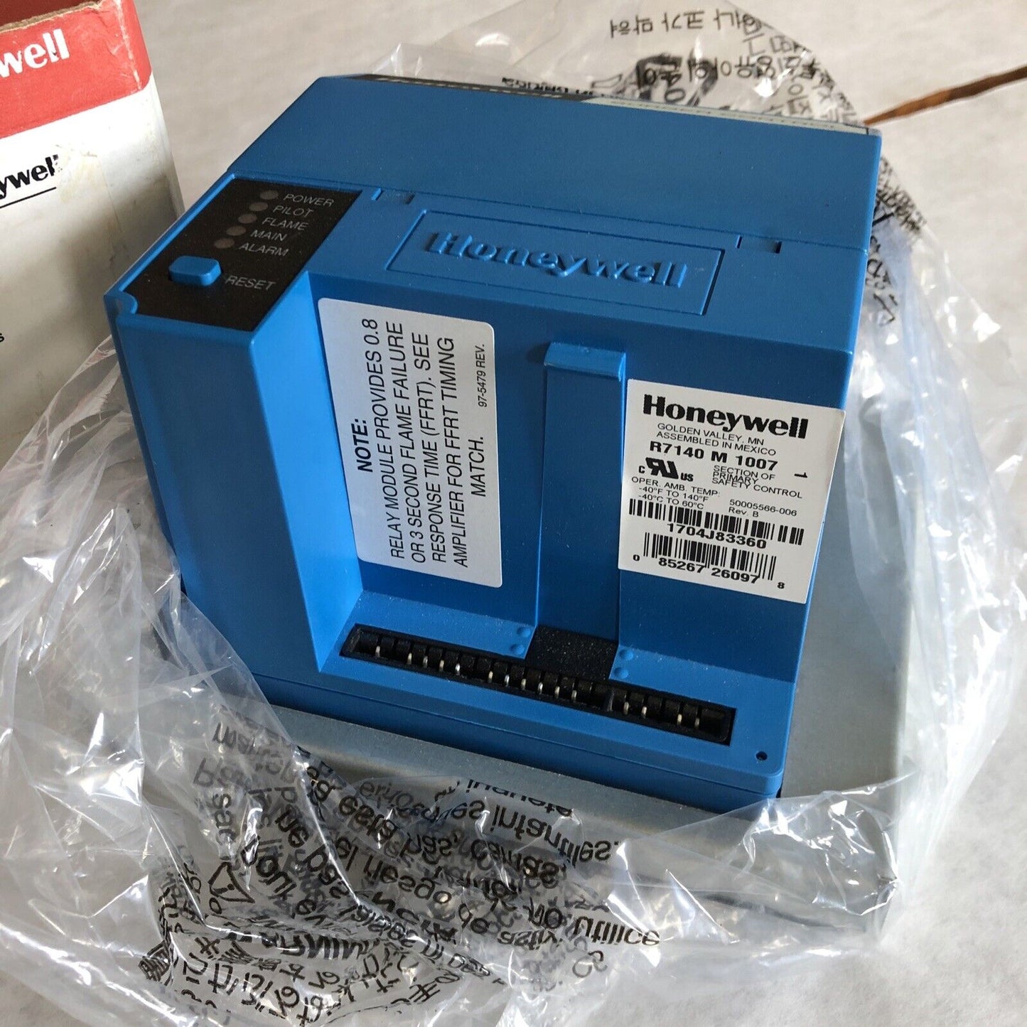 New Honeywell R7140m1007 Automatic Programming Burner Control Flame Safeguard,Df