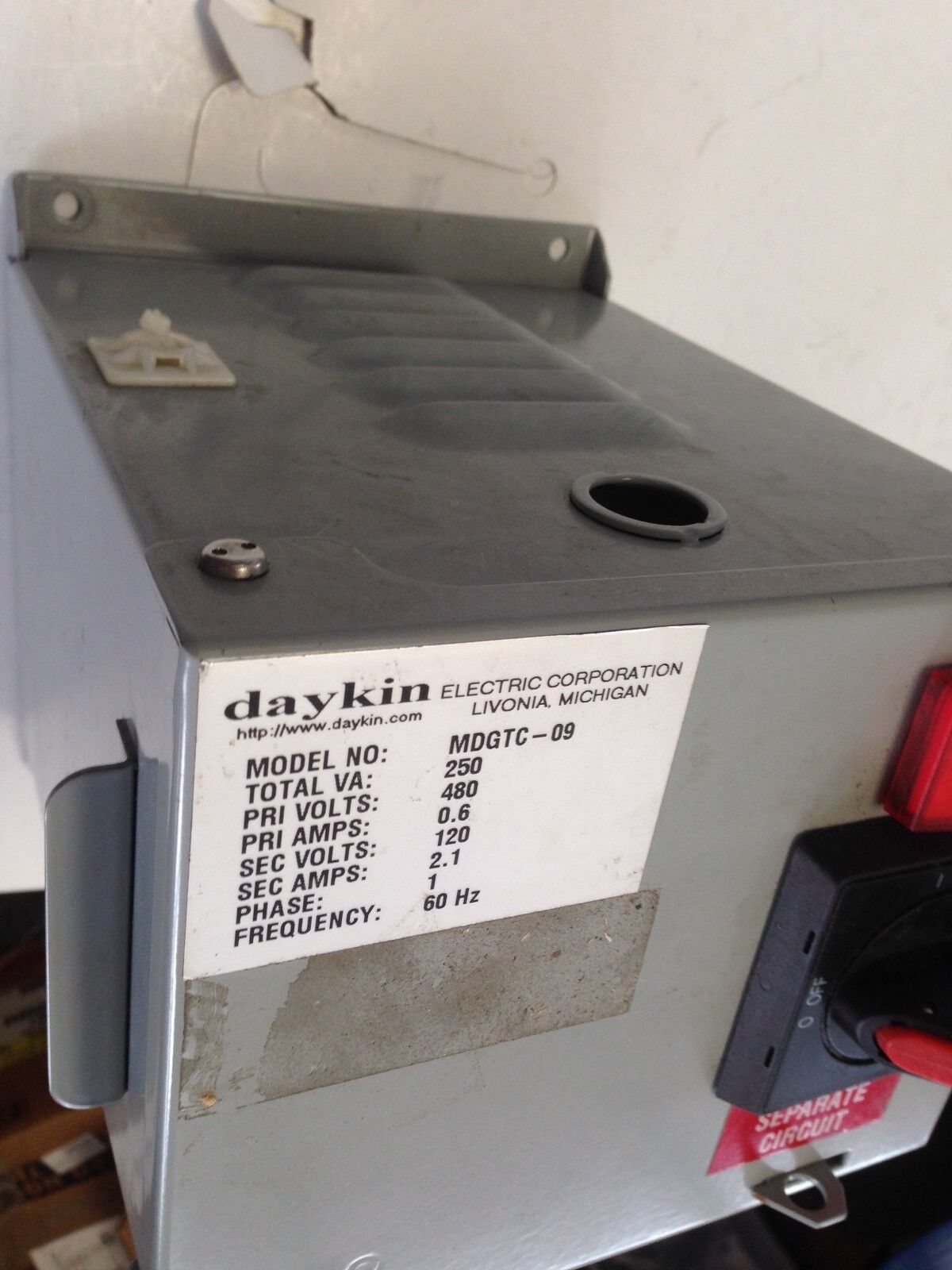 Mdgtc-09 Daykin Transformer 0.6Amp 250Va 480Vac 1 Phase 2.1 Amps,Av