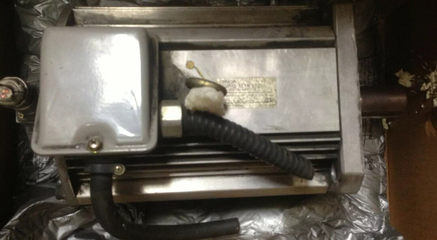 Omron R88m-M1k112 Ac Servo Motor, 1200 Rpm,1100 Watts, R88m-M1k1 12 Motor ,Ex