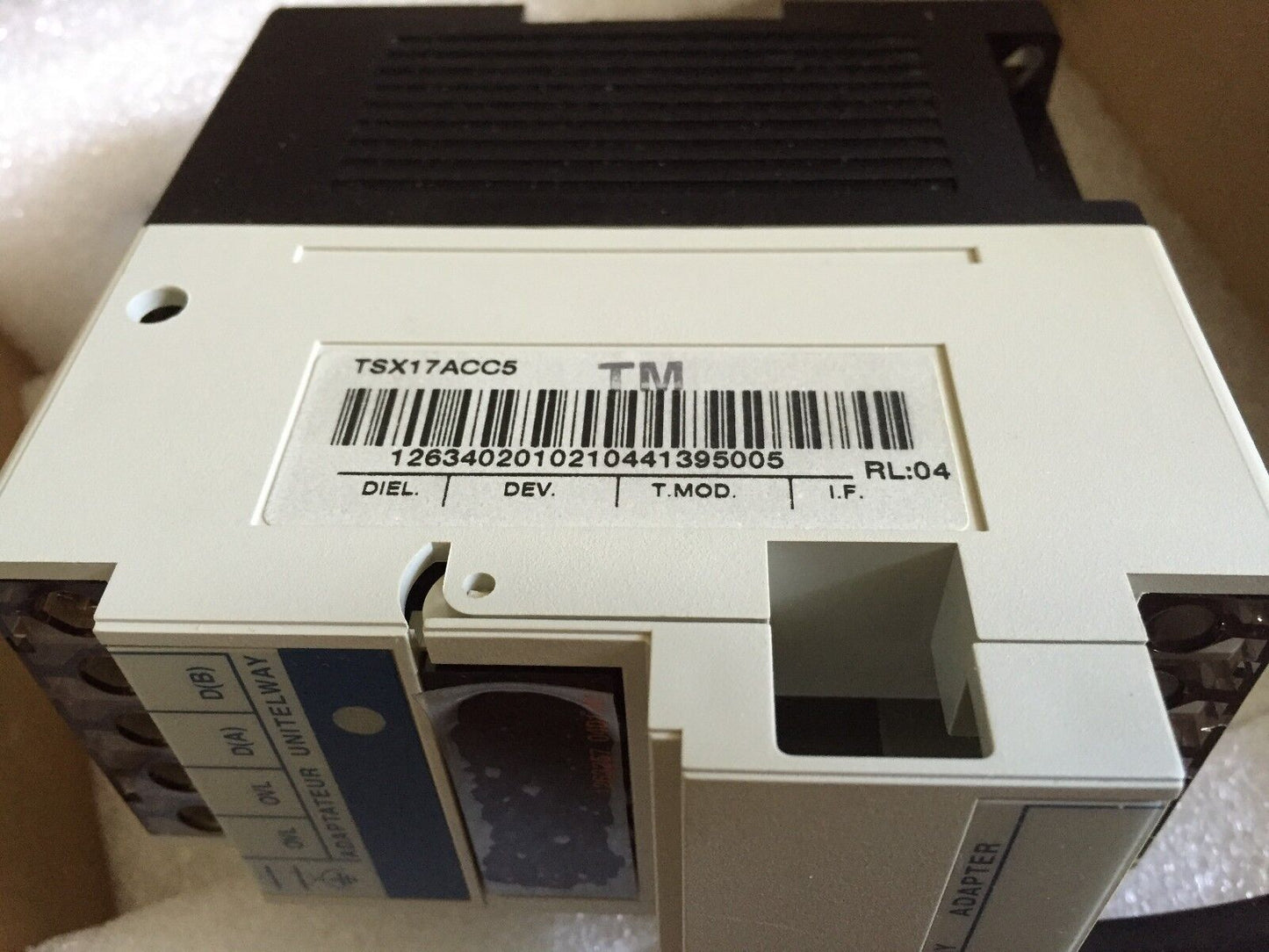 New Schneider Electric Tsx17acc5 Terminal Adapter Utway Tsx17-20,Fm