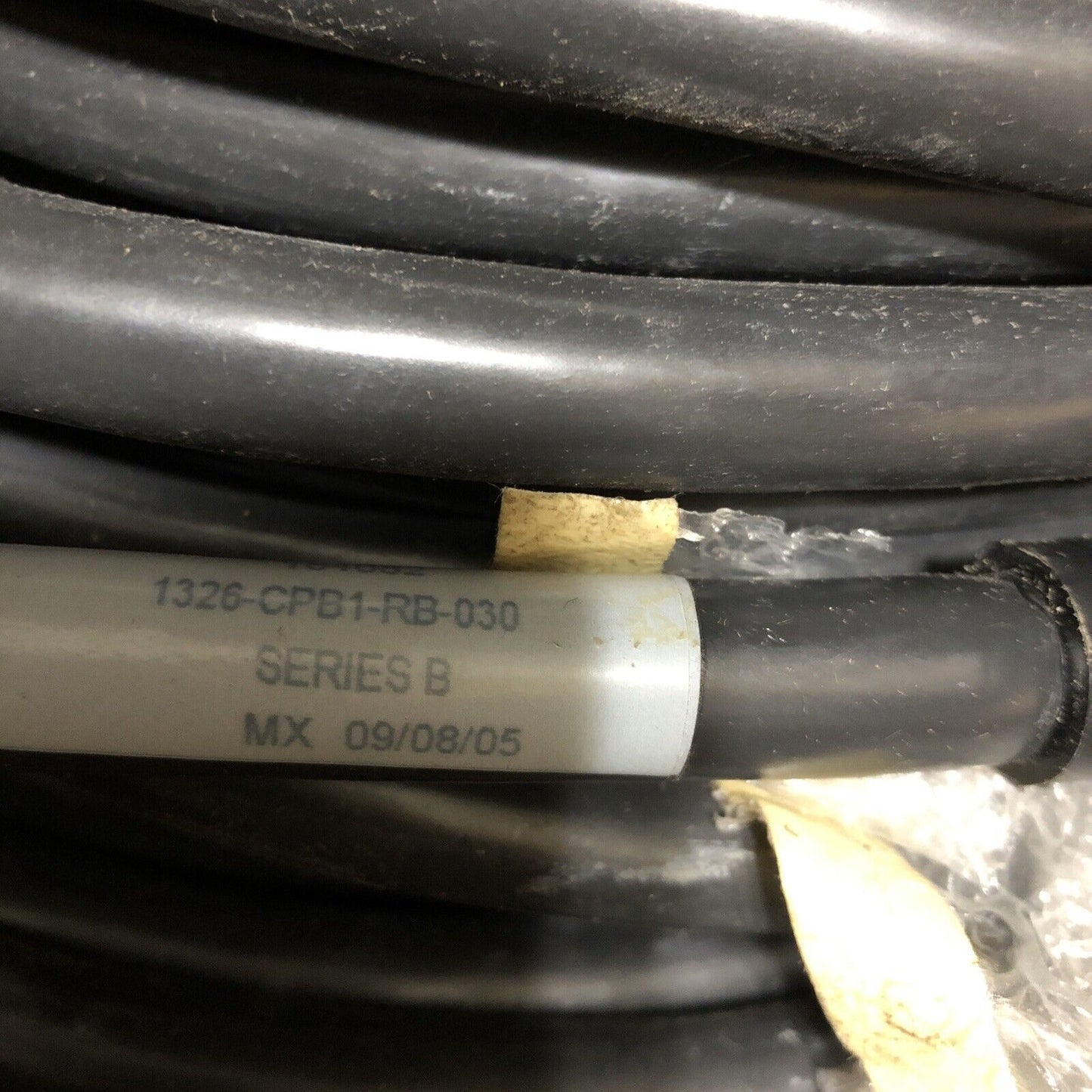 New Allen-Bradley Cable,Mtr Pwr,Rt Angle,Back Exit,30M A-B 1326-Cpb1-Rb-030,Bd