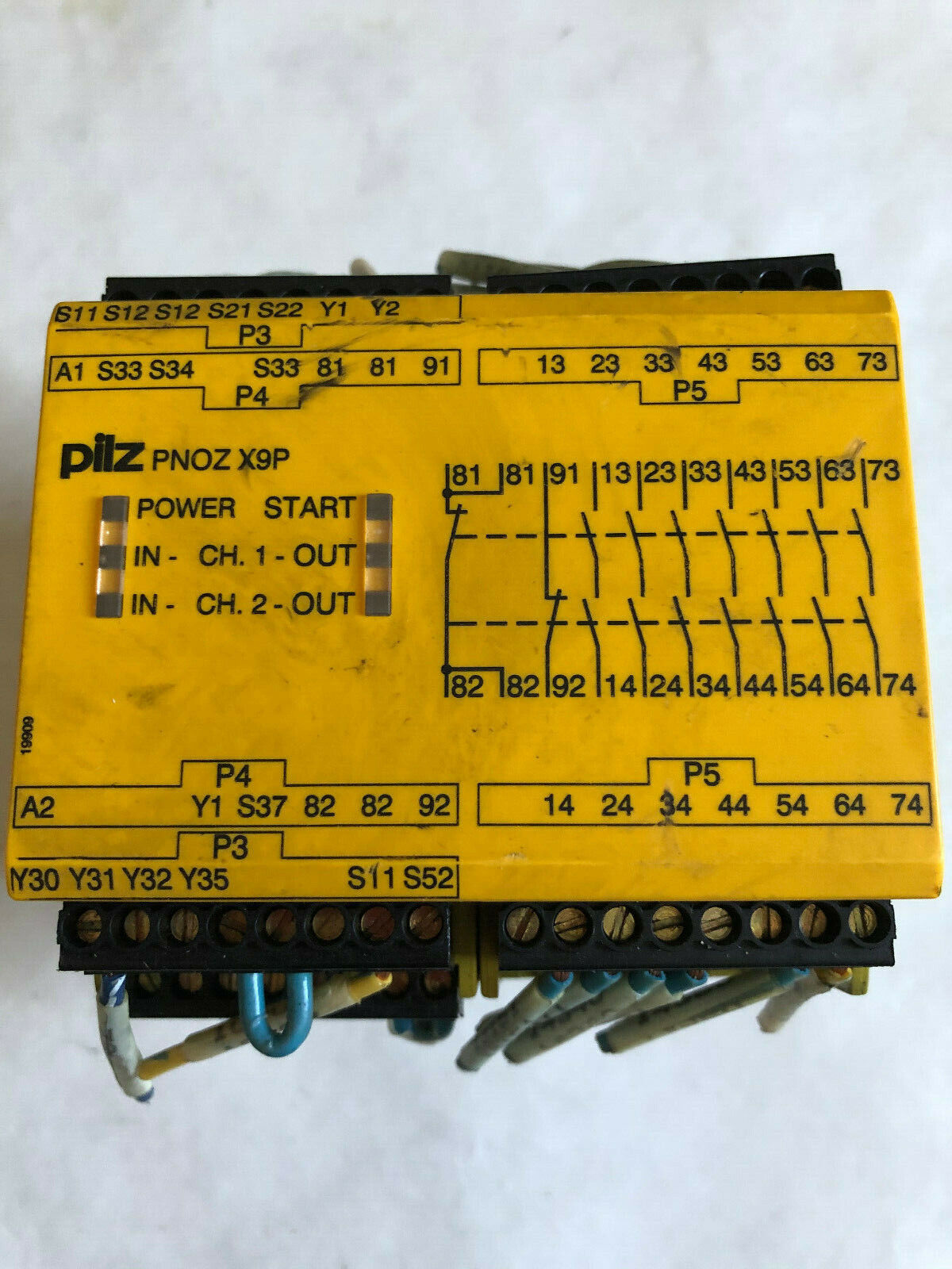 Pilz Pnoz X9p 24Vdc Safety Control Relay,24 Vdc,5.5 Watts,Eb