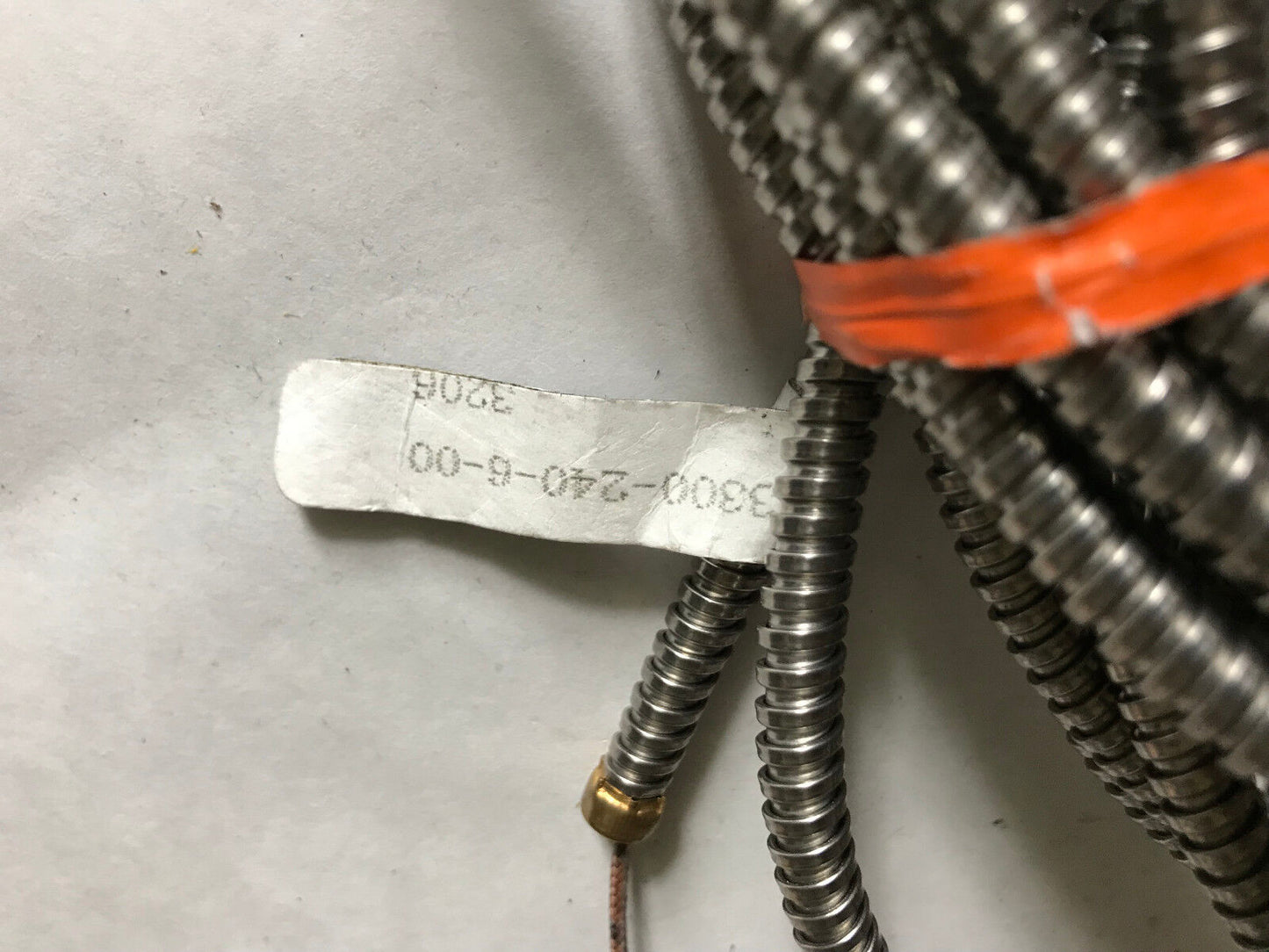 New Barber-Colman P011-33300-240-6-00 Thermocouple,Eq