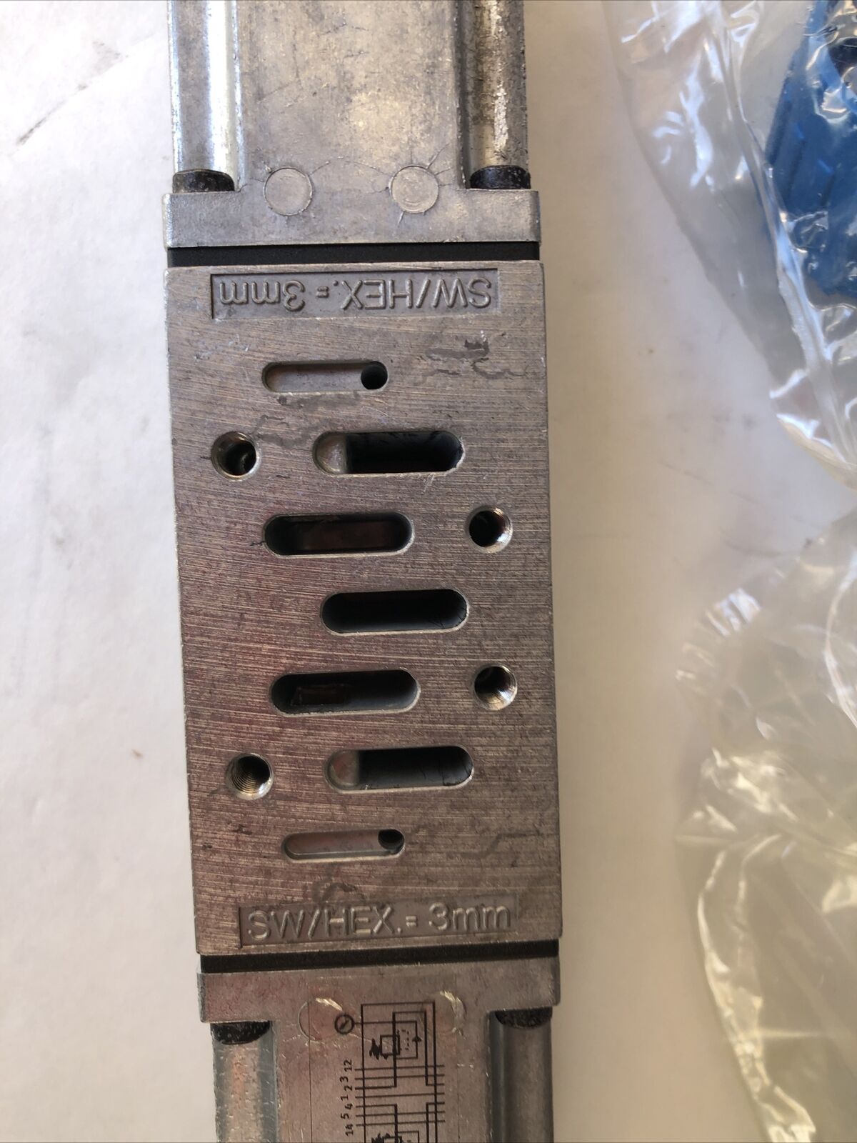 New Festo Lr-Zp-A/B-D1l  Pneumatic Solenoid Valve Sw/Hex-3Mm 321 212,Fi