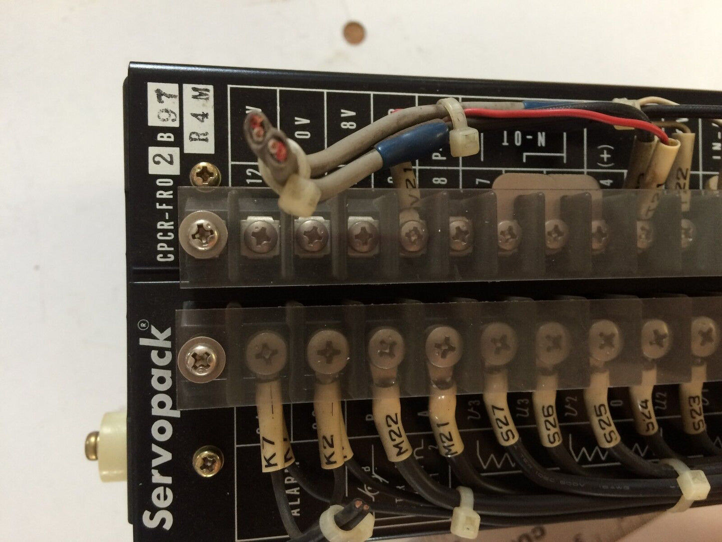 Yaskawa Cpcr-Fr02b97  R4m,Cur-M, Ifu 10A,Servopack,Cpcr-Fro 2 B97,Tc,Cf