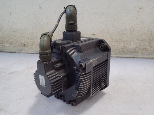 Yaskawa Electric Sgmd-40Awa0yr12 Ac Servo Motor 4000W 2000Rpm 22.8A,Bs