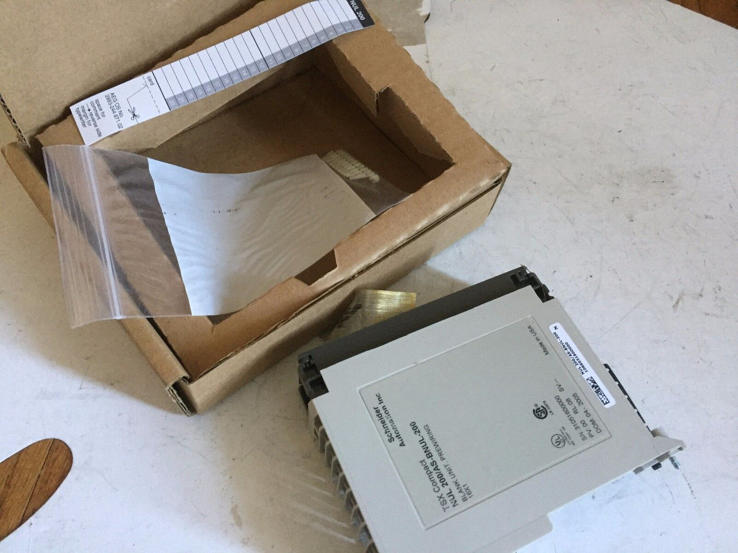 New Schneider Automation Nul 200/As-Bnul-200 Tsx Compact Blank Nul 200,Ad