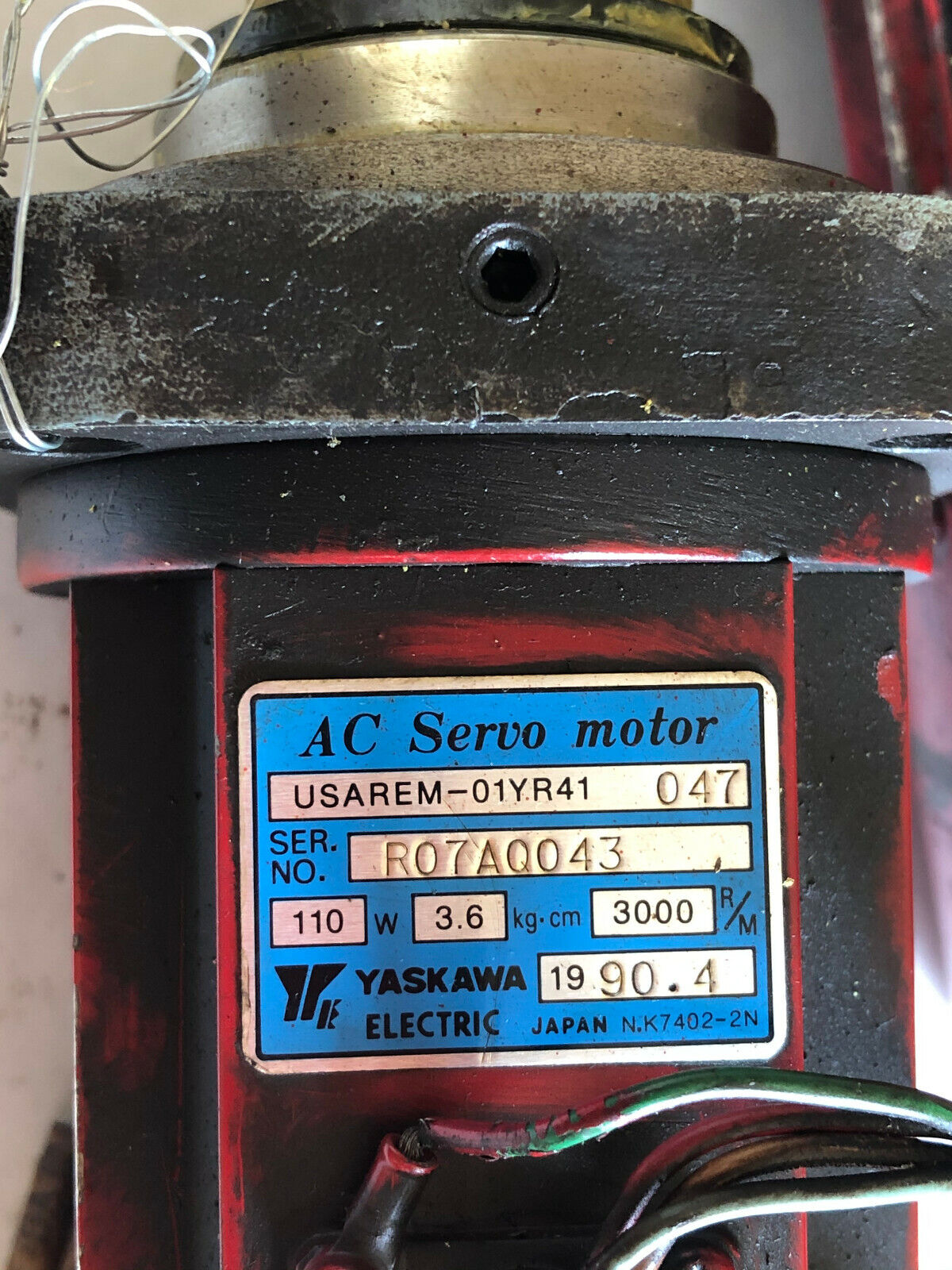 Yaskawa Electric Usarem-01Yr41 Ac Servo Motor,110 W,Rpm 3000,Usarem-Oiyr4i,Ee,Bf