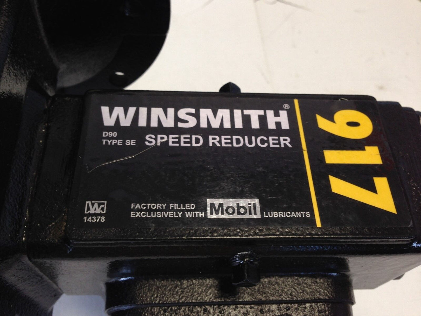 Winsmith 917Mdsnd Gear Speed Reducer,56C Frame,200:1 Ratio, 917Mdsd21120lc,Fb