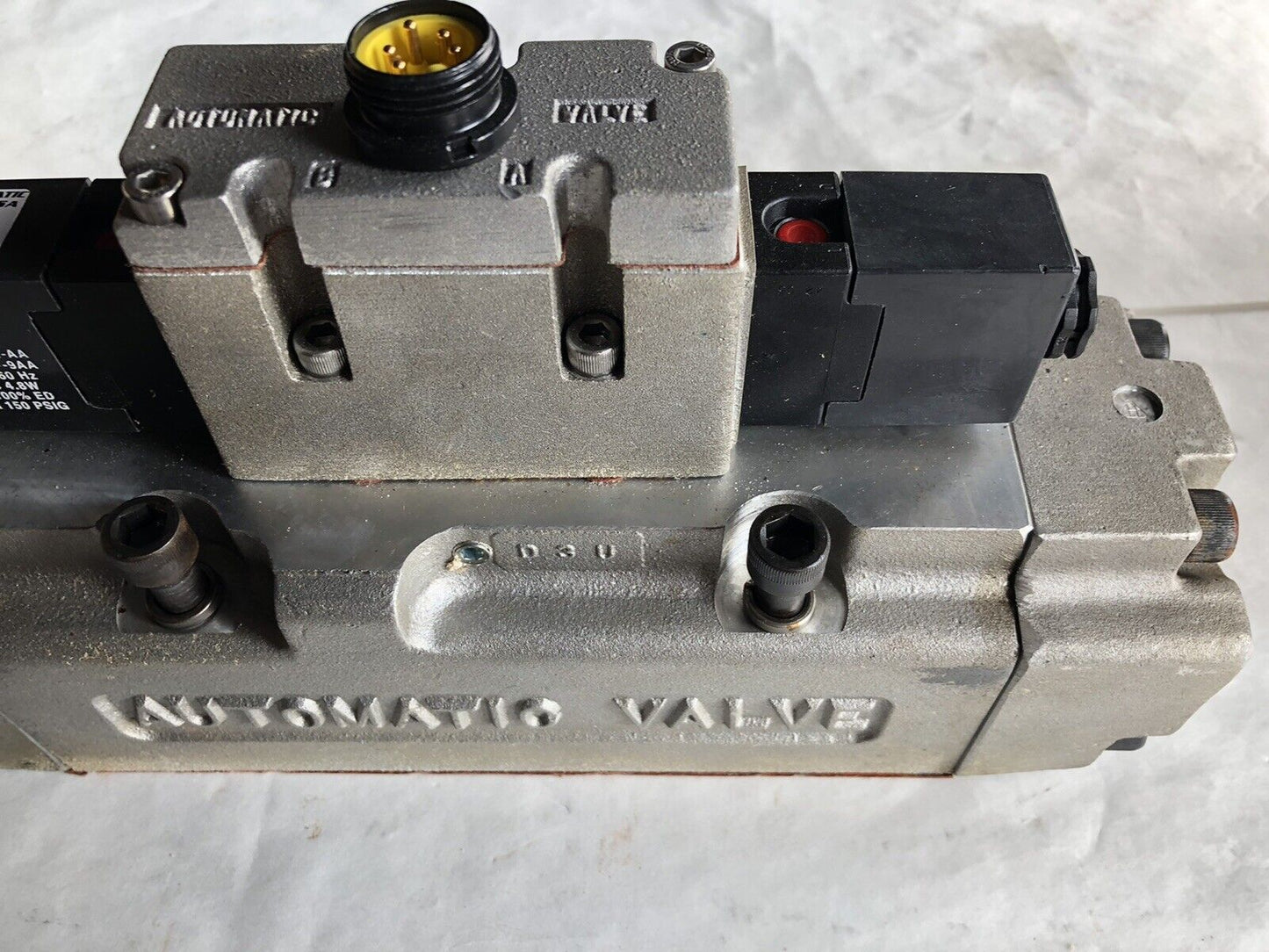 New Automatic Valve 407B12s3s3-Aa4 Av Weather-Proof Solenoid A7201-Aa,120V,Aj,Ev