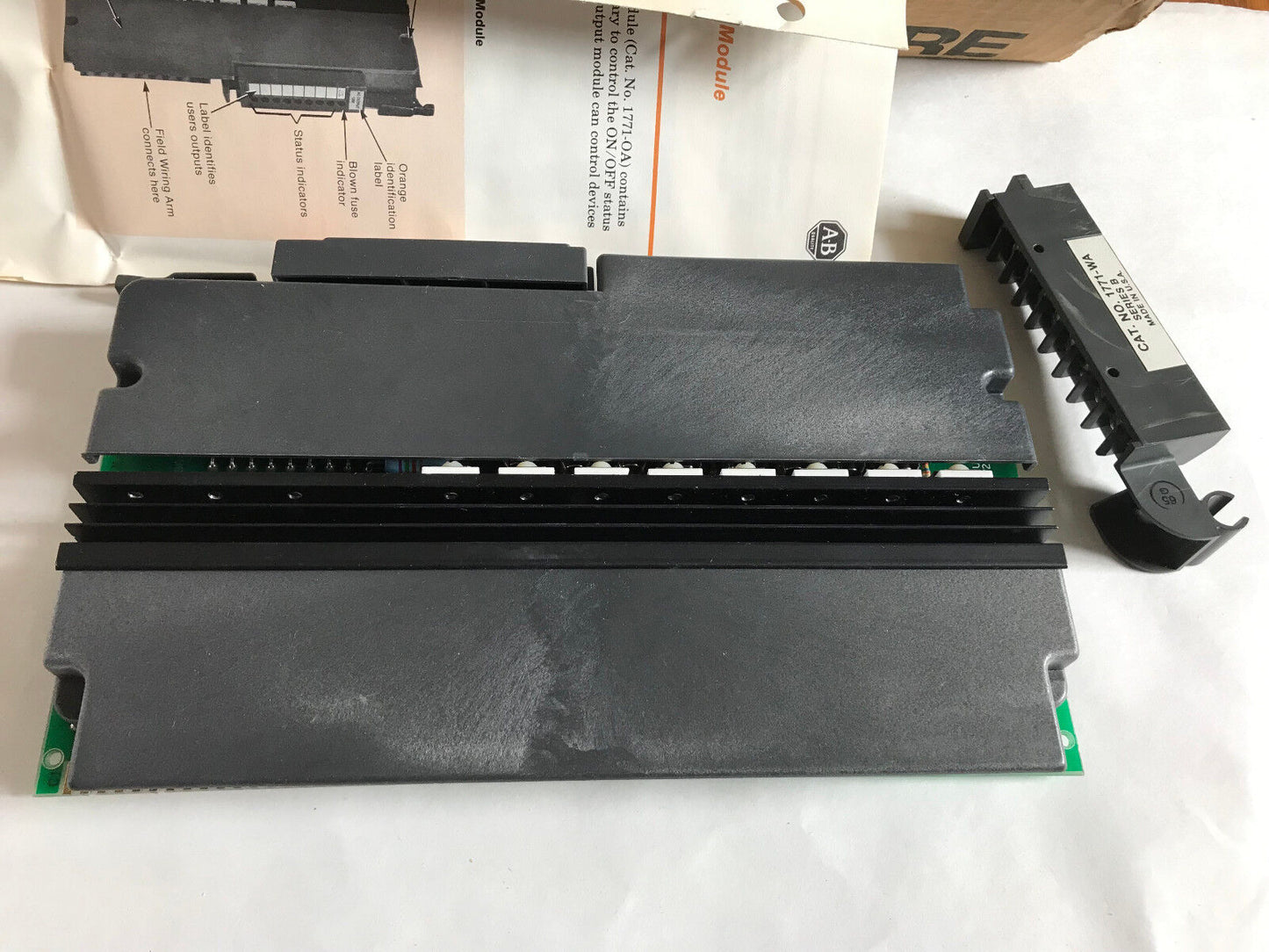 New A-B 1771-Oa,Allen-Bradley 1771-Oa Ac Output Module (120V) 1771-0A,Sh