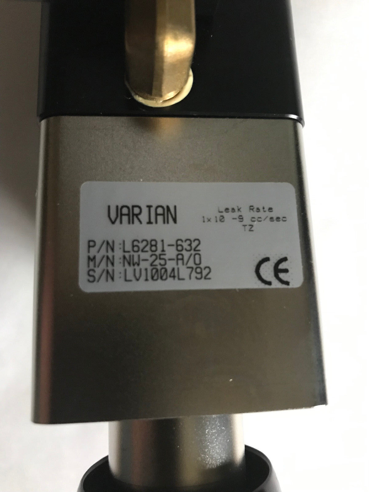 Varian L6281-632,L6281-632 90 Degree Block Valve Mac 35A-Aaa-Ddaj-1Ka 24Vdc,Ac