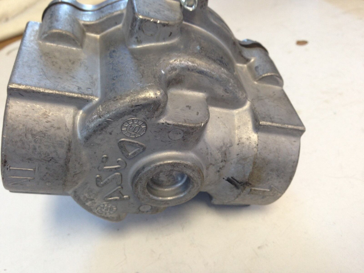 New Asco 2-Way Solenoid Control Valve Body, No Coil, 1" Npt,Dh