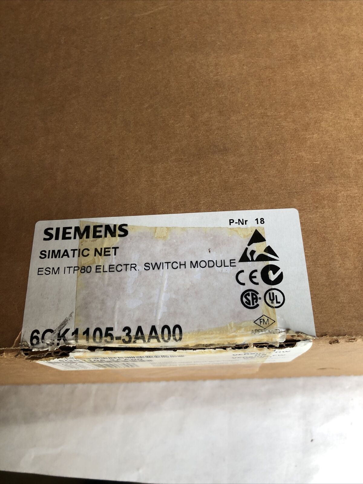 New Siemens 6Gk1105-3Aa00 Industrial Ethernet Esmitp80 Ports 10/100Mbits,Fb