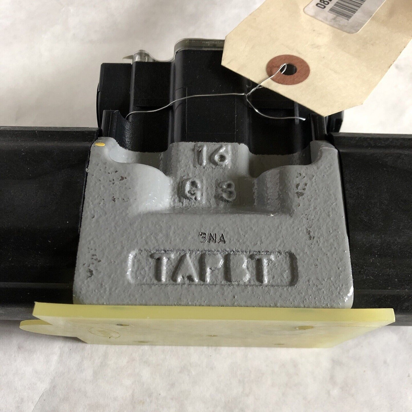 New Toyooki Hd3-3W-Bna-03B-Wyd2 Solenoid Directional Control Valve,Tapbt 16,Ap