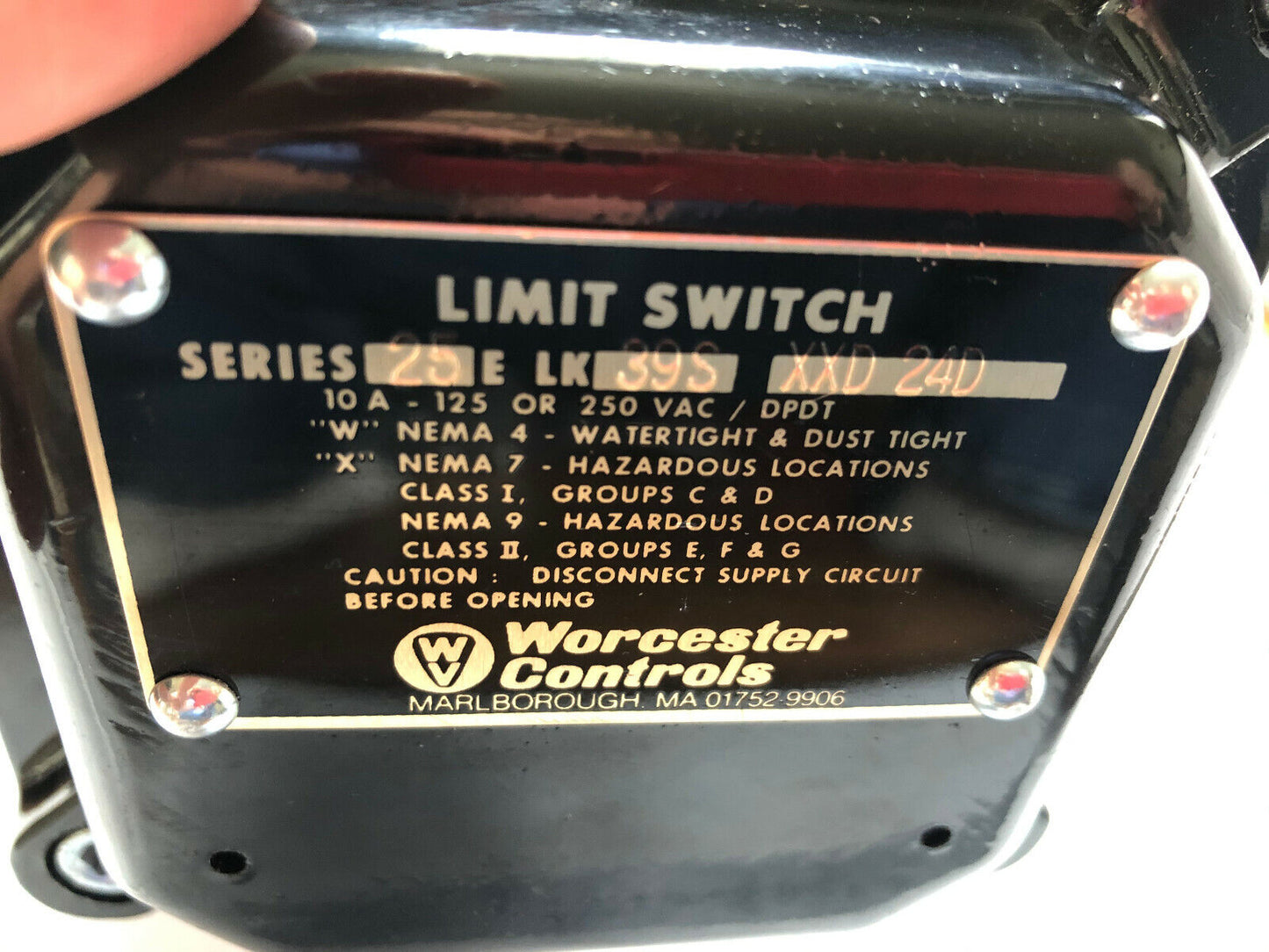 Worcester Controls 25E39sxxd24d Actuator 39,25E Lk39s Xxd 24D Limit Switch,Te