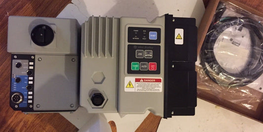 New Allen Bradley 284D-Fhd6p0d-25-Cr-3 Drive,280D-Fn-25-C,Armorstart 6Amp,Fa