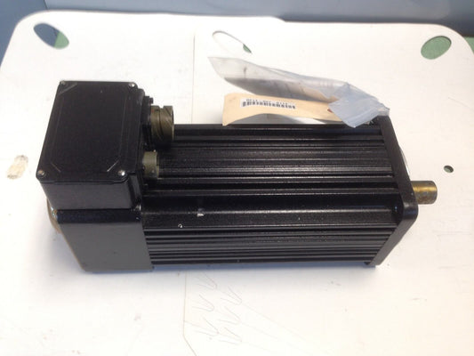 New Kollmorgen B-404-C-31 Goldline Ac Servo Motor, 230 Vac, 5000 Rpm,Th
