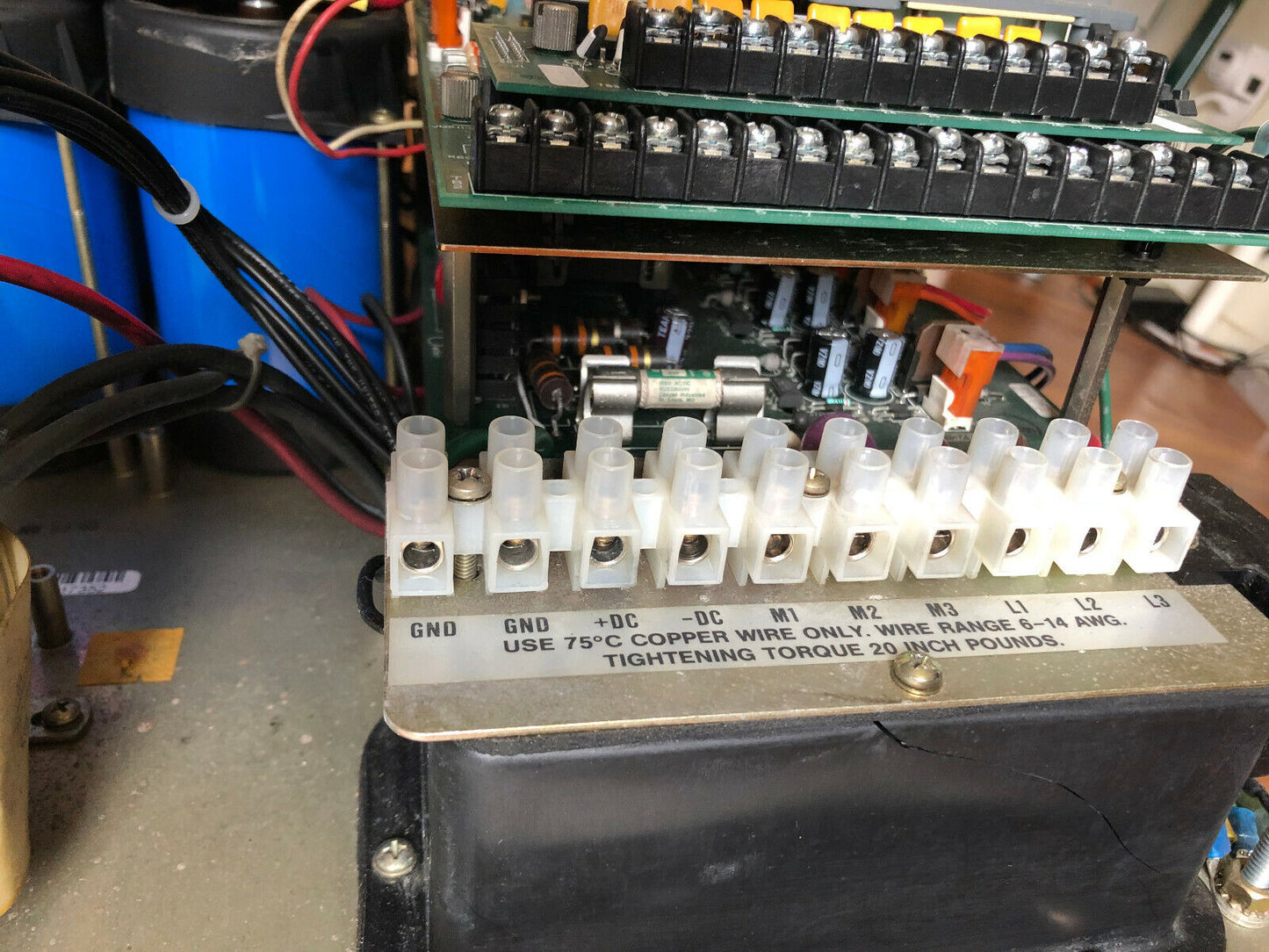 Allen Bradley 1336-B030-Eof,1336-B030-E0f 3-Phase Ac Drive,(Plastc Fan Damage,Ew