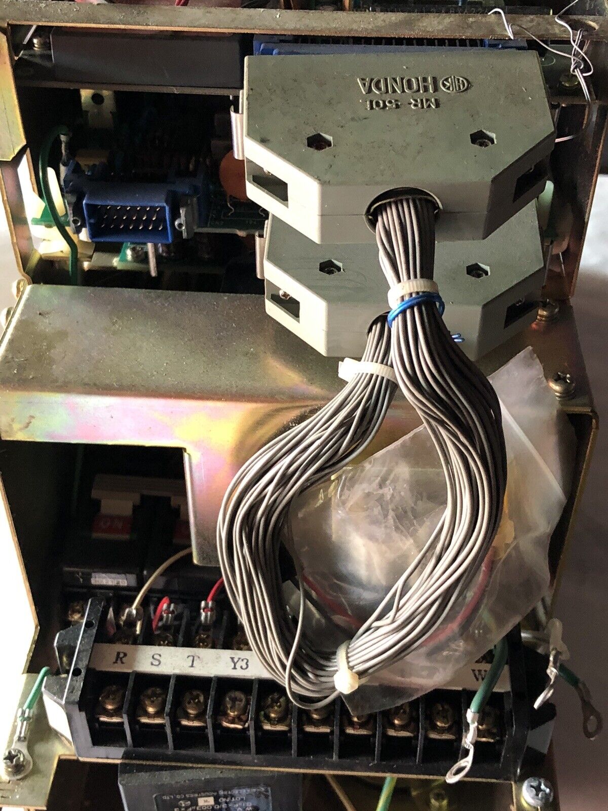 Yaskawa Cacr-Sr-06Tz0smy01a,Cacr-Sr-06 Tz9smy01a Servopack Servo Drive,Sk