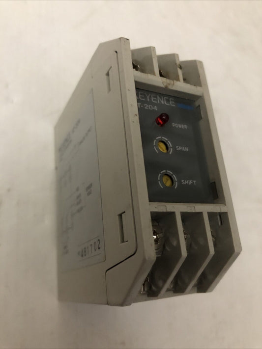 Keyence At-204  Sensor Amplifier Unit,Cu
