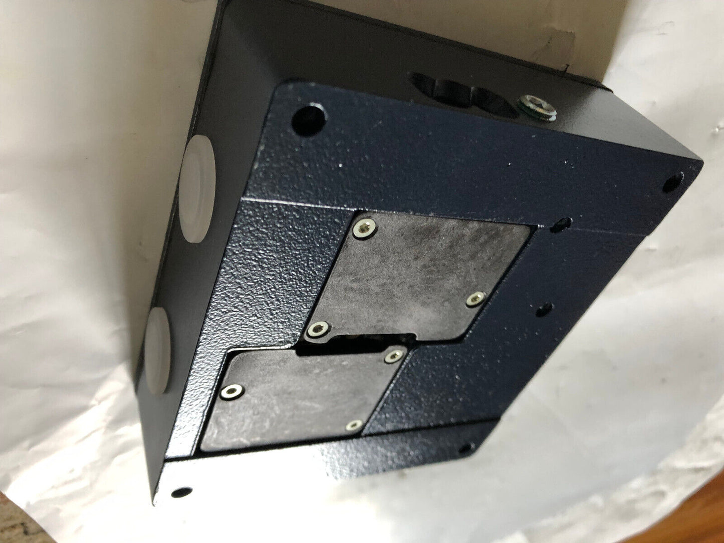 New Schmersal Azm 415-33Zpdk-24Vac/Dc Safety Switch,Ui 250V Iec 609475-1 Ac15,Ay