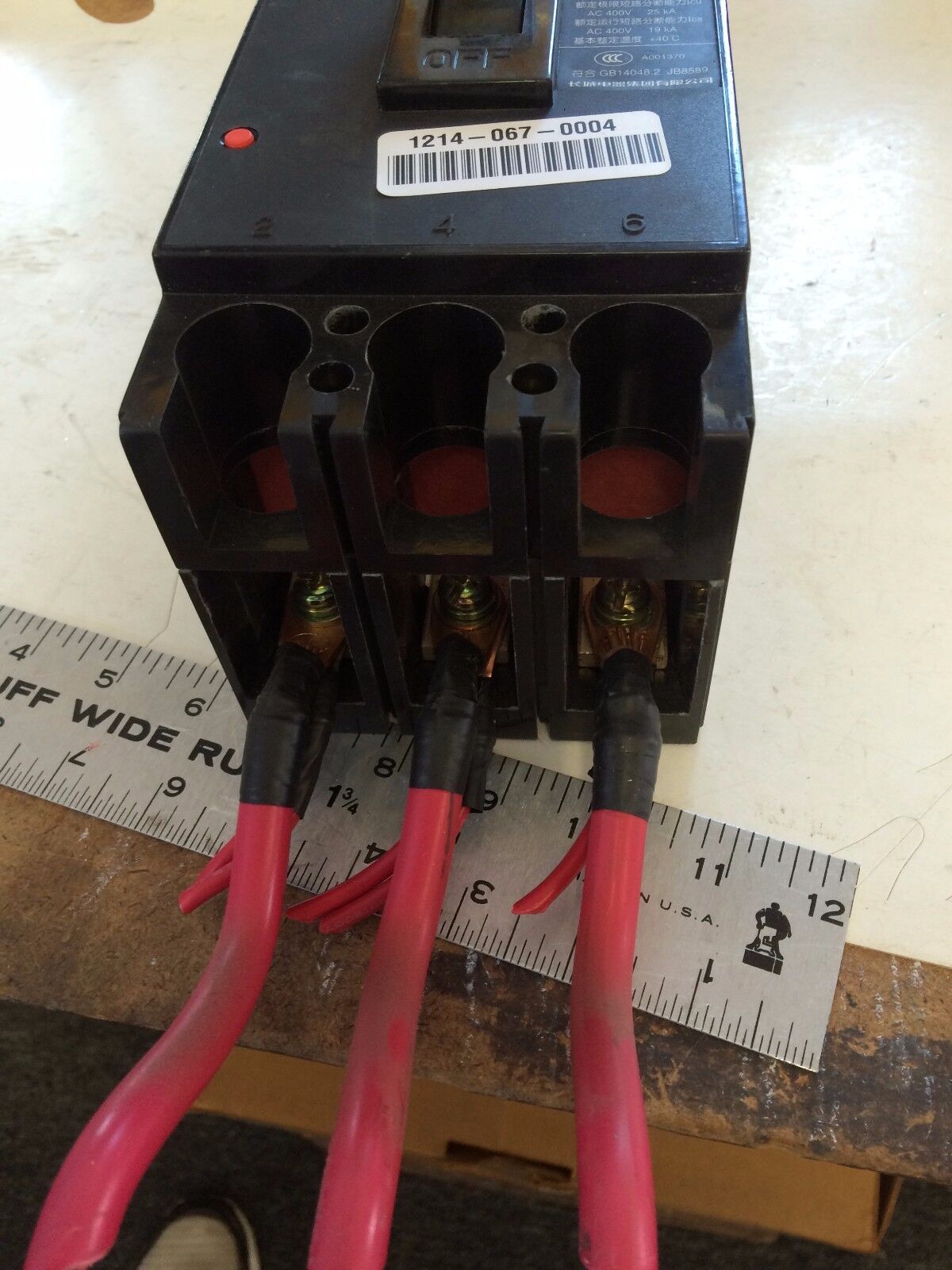 Cnc Dz20y-225 Circuit Breaker, 160 A, 3-Pole, 400 Vac,Cy