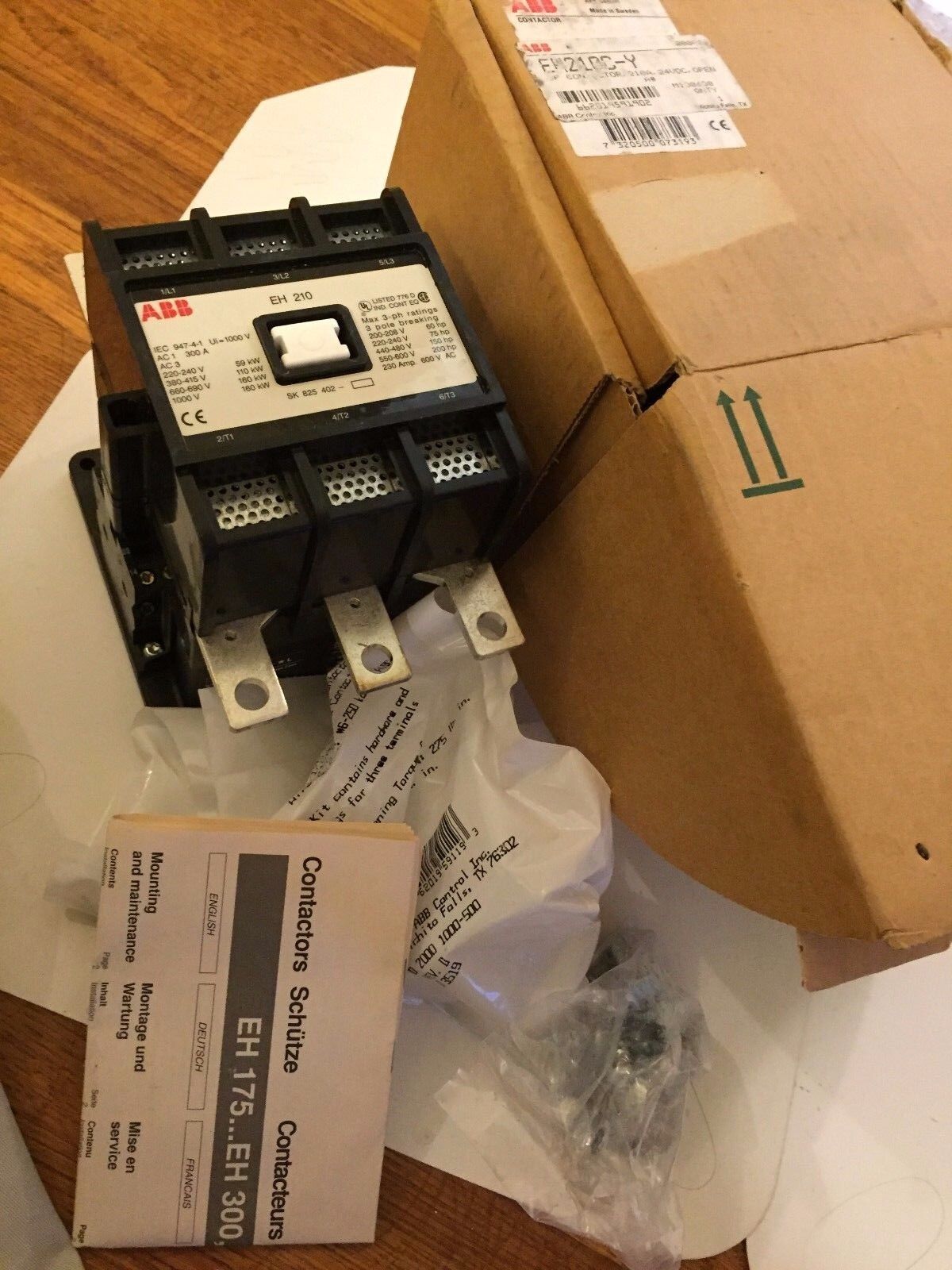 Abb Eh 210,300A,Abb Eh210c-*1 Contactor,Sk 825 400-Db,Abb Eh210c-Y,3P,210A,Bp