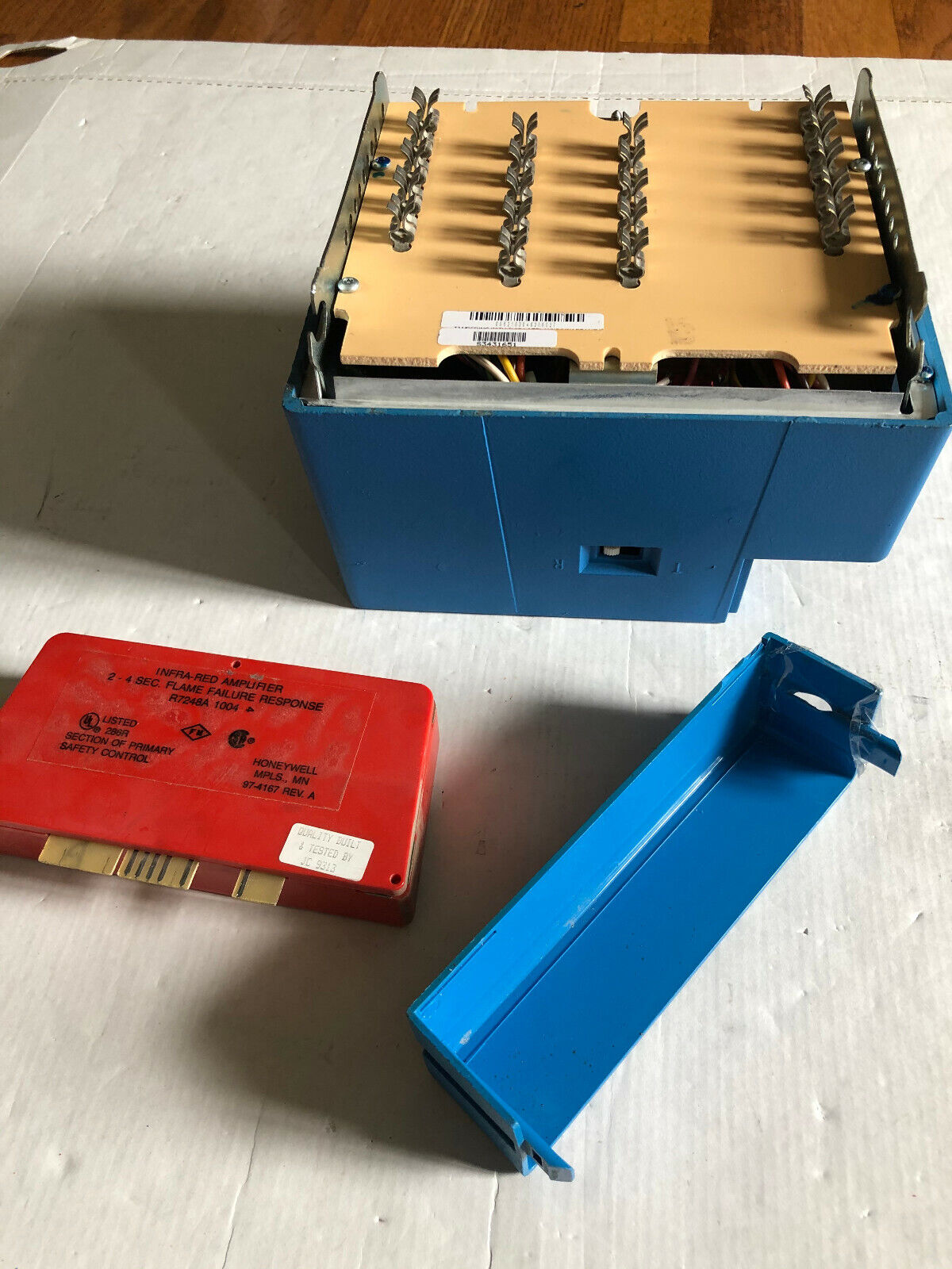 Honeywell Bc7000l 1000 Microcomputer Burner System,R7248a1004 Infrared,Eu