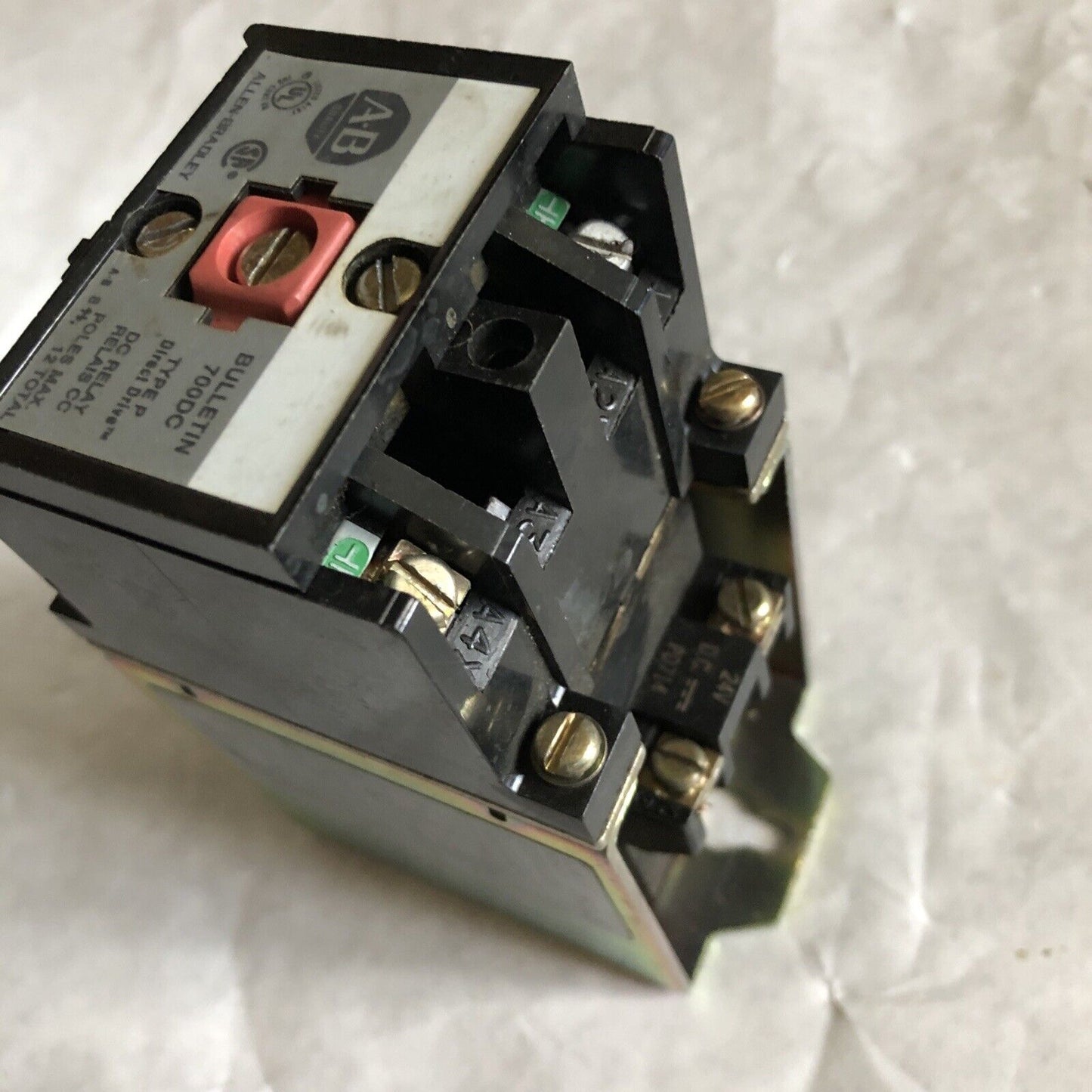 Allen Bradley 700Dc-P200z24 A,700Dc Control Relay 24V Coil Type P, Eb
