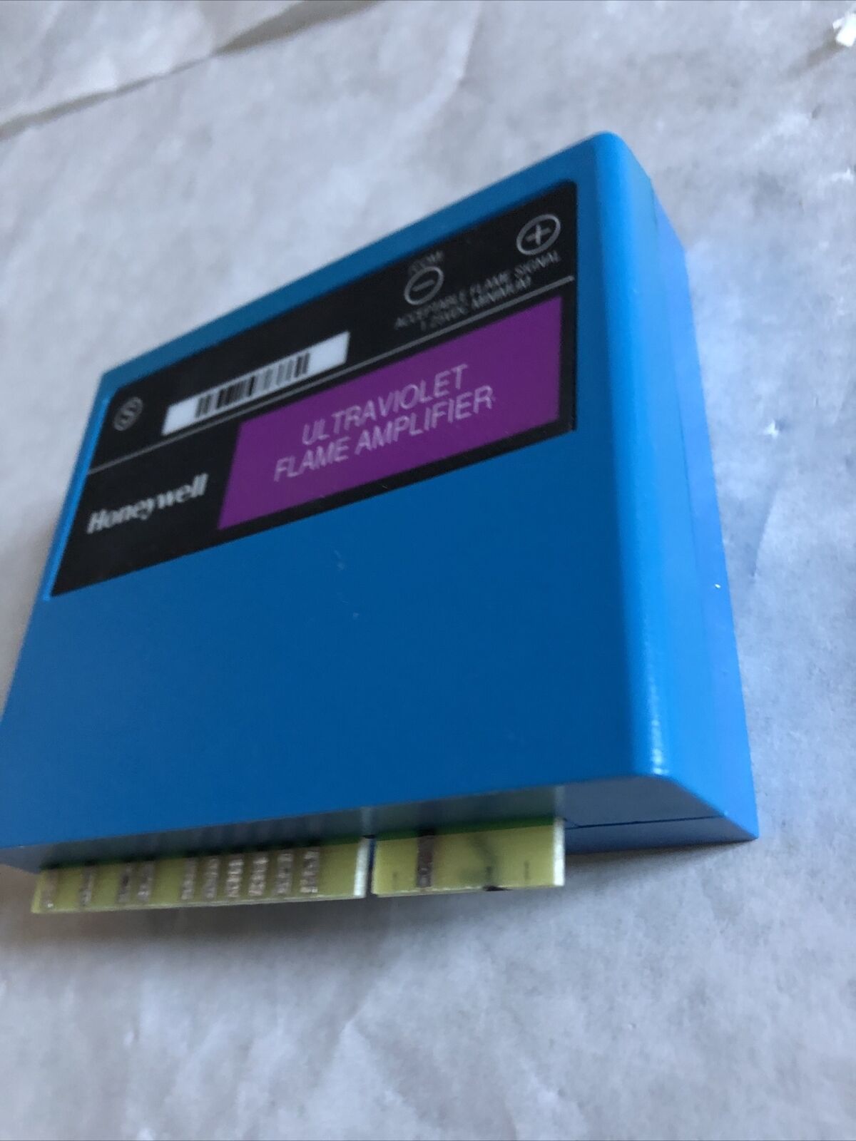 New Honeywell 7849A 1023,7849A1023,Ultraviolet Flame Amplifier (Used 1 Hour),Ei