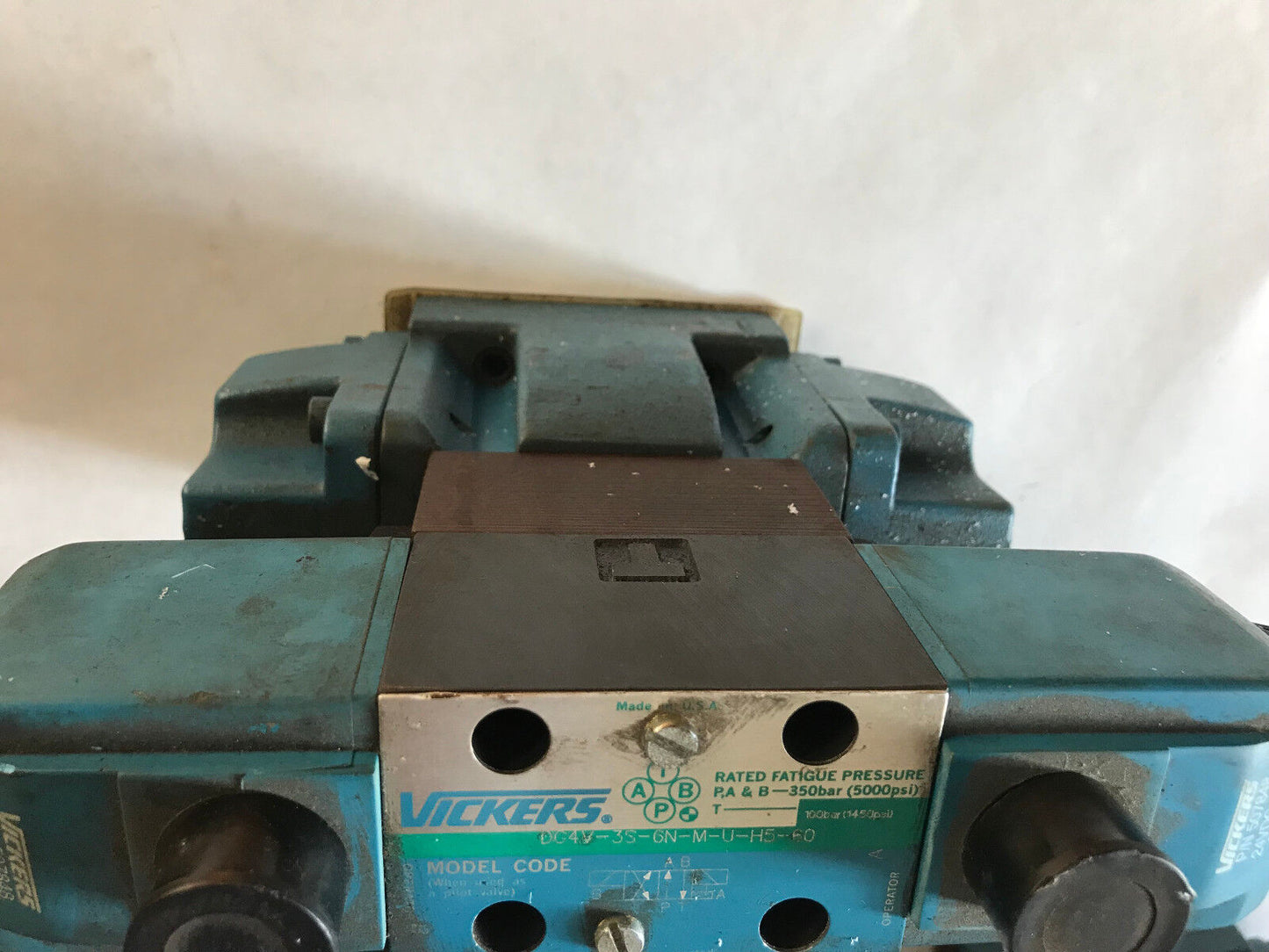 Vickers Dg4v-3S-6N-M-U-H5-60,507848,Dg5s 5 6N 2 T M U H5 30, Hydraulic Valve,Sa