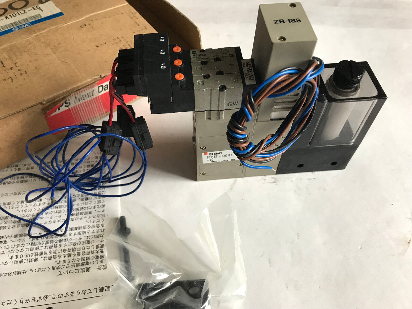 New Smc Zr118s1-K1d1lz-Ec Vacuum Ejector Connector Zr-18S,Vj3233-X17,Vj3133,Si