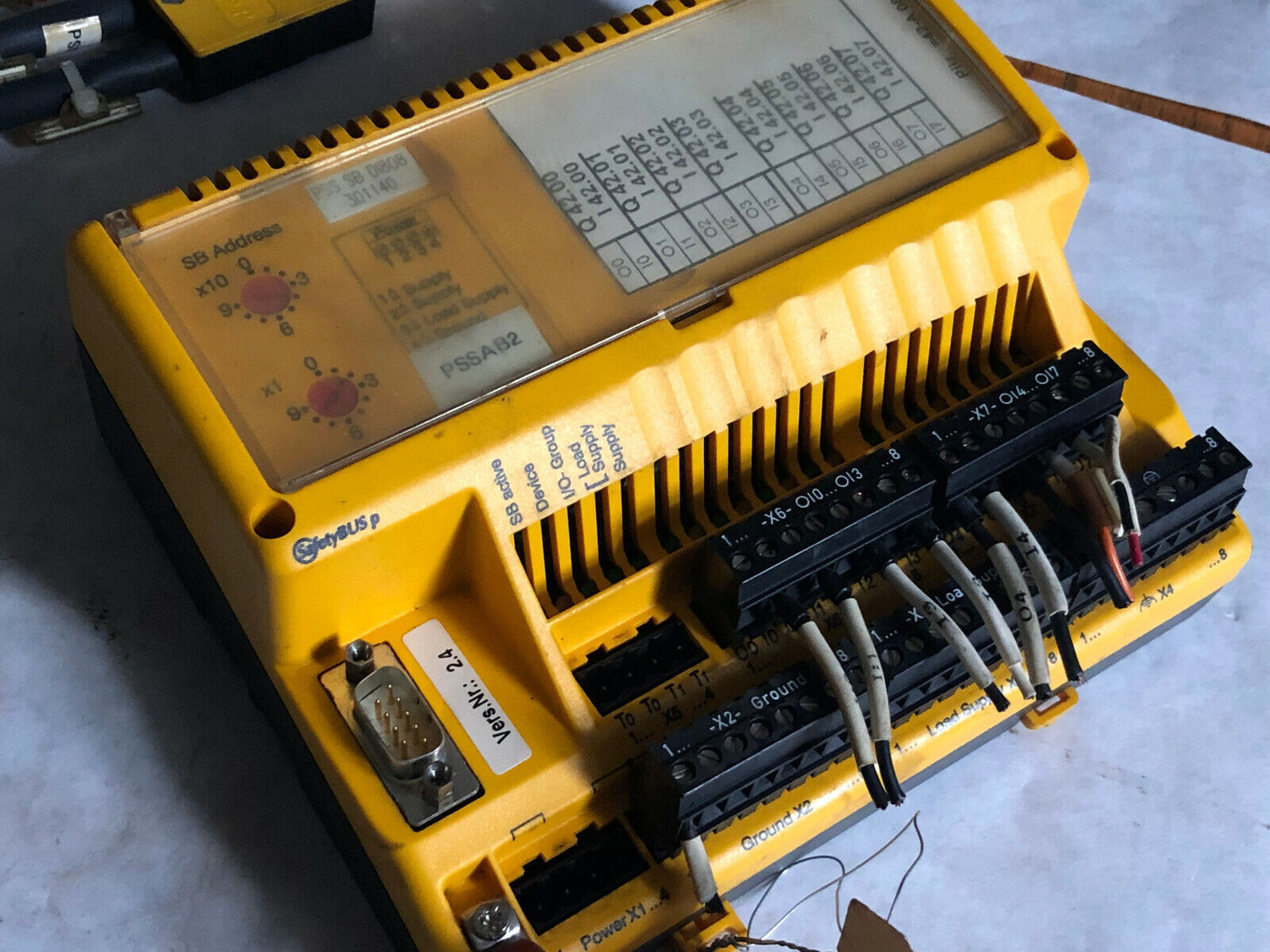 Pliz Pss Sb Di8o8,Pliz Pss Sb Di808,301140 Safetybus Digital Input Output, Sv