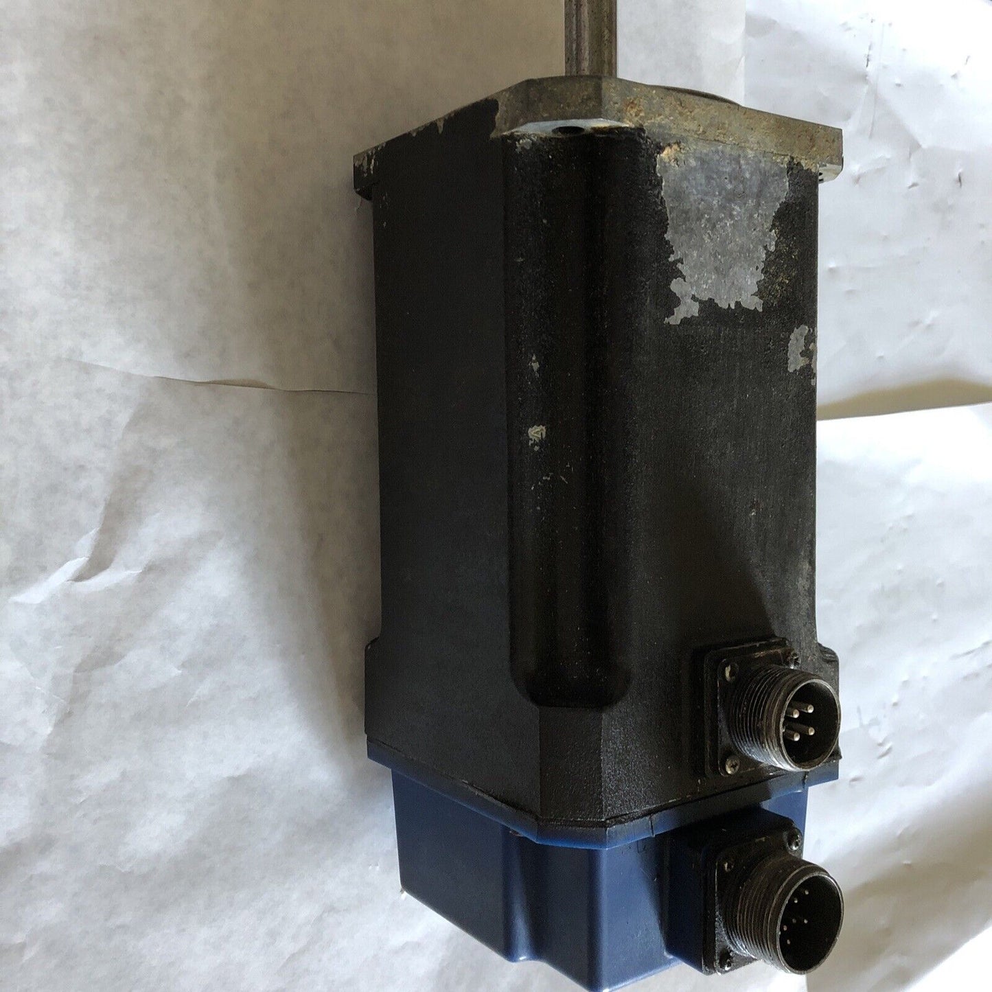 Vickers Mt504a9-F9a1-071 Fas Mt Servomotor,8192 Enc Ppr 3Ph,230V (Part Only),Bk