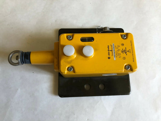 New Allen Bradley 802C-Nl22e-Nx11 Guardmaster Cable Pull Safety Switch,Se