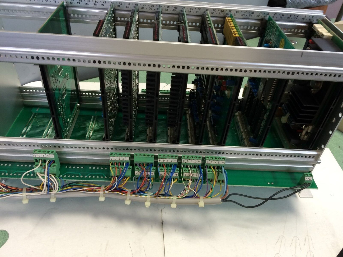 Indel Backplane & Rack,Ics 354, 434A,8Xtc/44D,16Xpa,1Cs02,Ksu5 Plc Controller,Fj