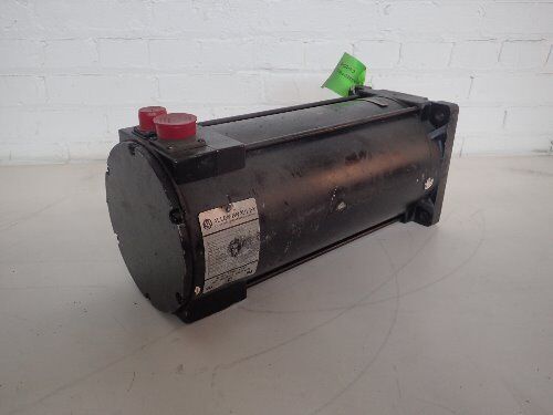 Allen Bradley 1326Ab-C2e 11 A7 Ac Servo Motor,1326Ab-C2e-L007,1326Ab-C2e-L 7,By