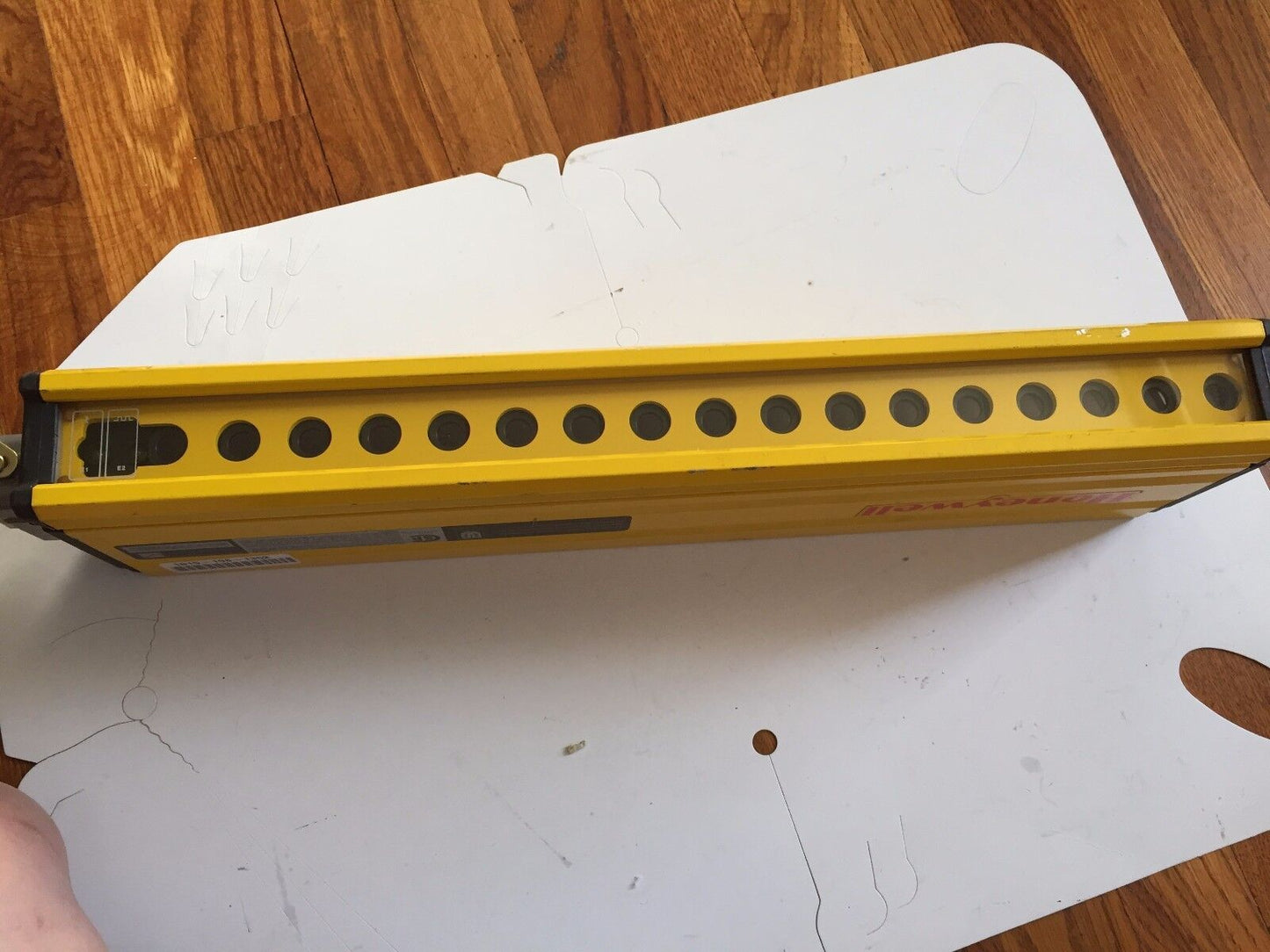Honeywell Ff-Sb14e044-S2 Light Curtain Emitter,Height 415Mm Safety Curtain,Dd
