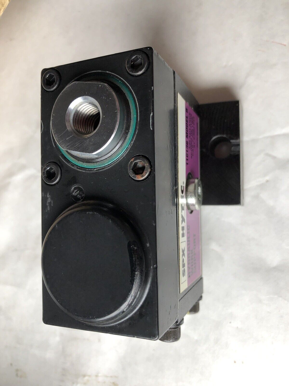 New Spx Hytec 110136 Model B Work Support Block,Air,7500Lb Capacity,Ta