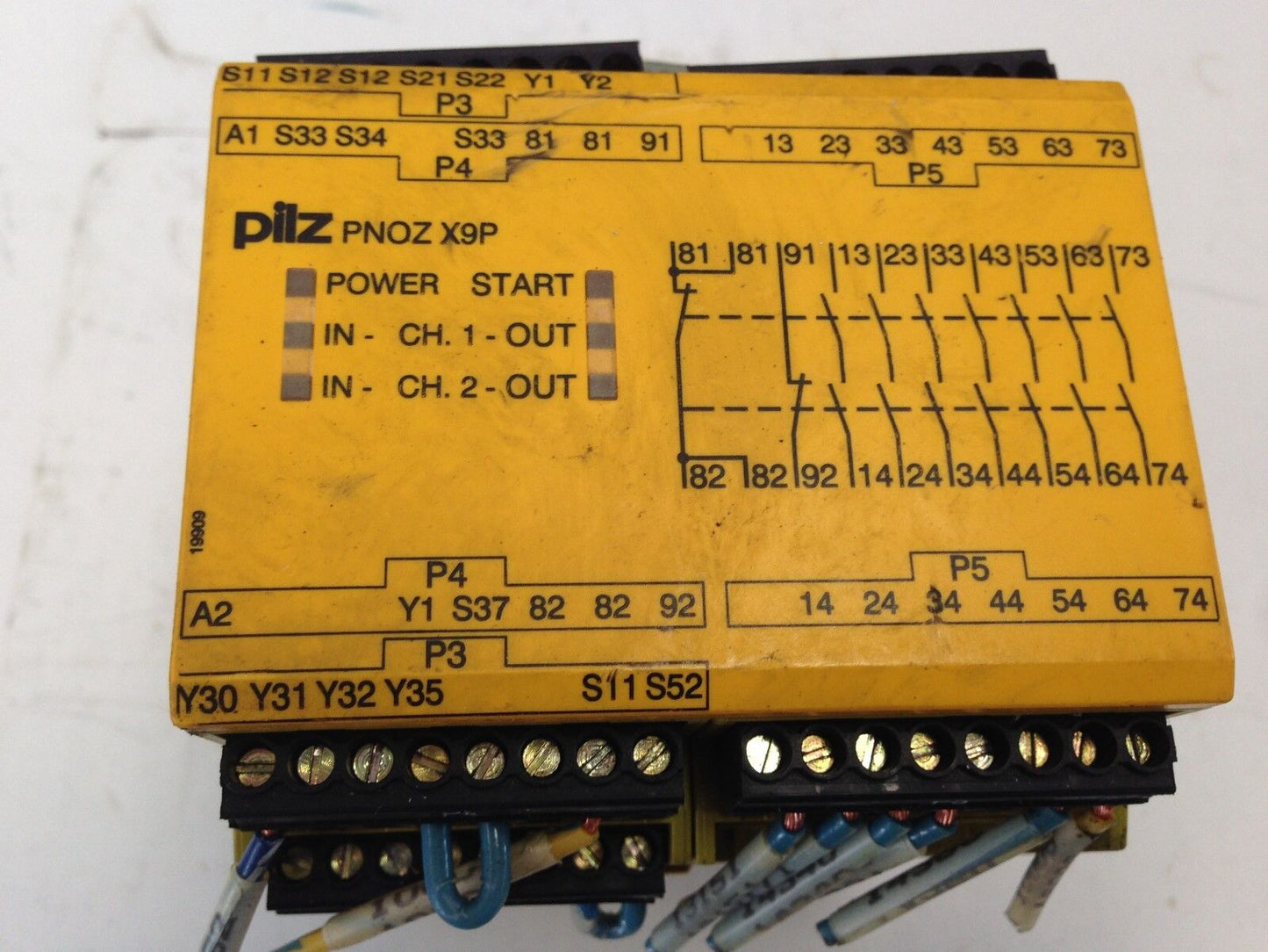 Pilz Pnoz X9p 24Vdc Safety Control Relay,24 Vdc,5.5 Watts,Eb