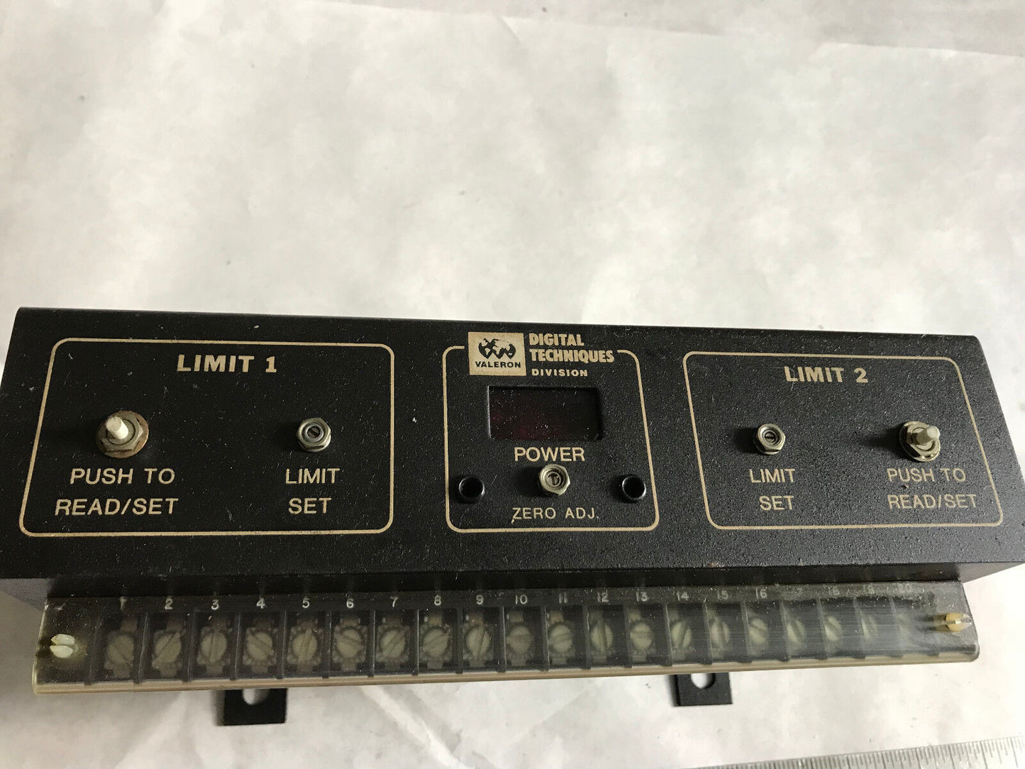 Valeron Digital Techniques 722-1147 1183 20Hp/110V 2-Way Limit Controller,Ak,Ep