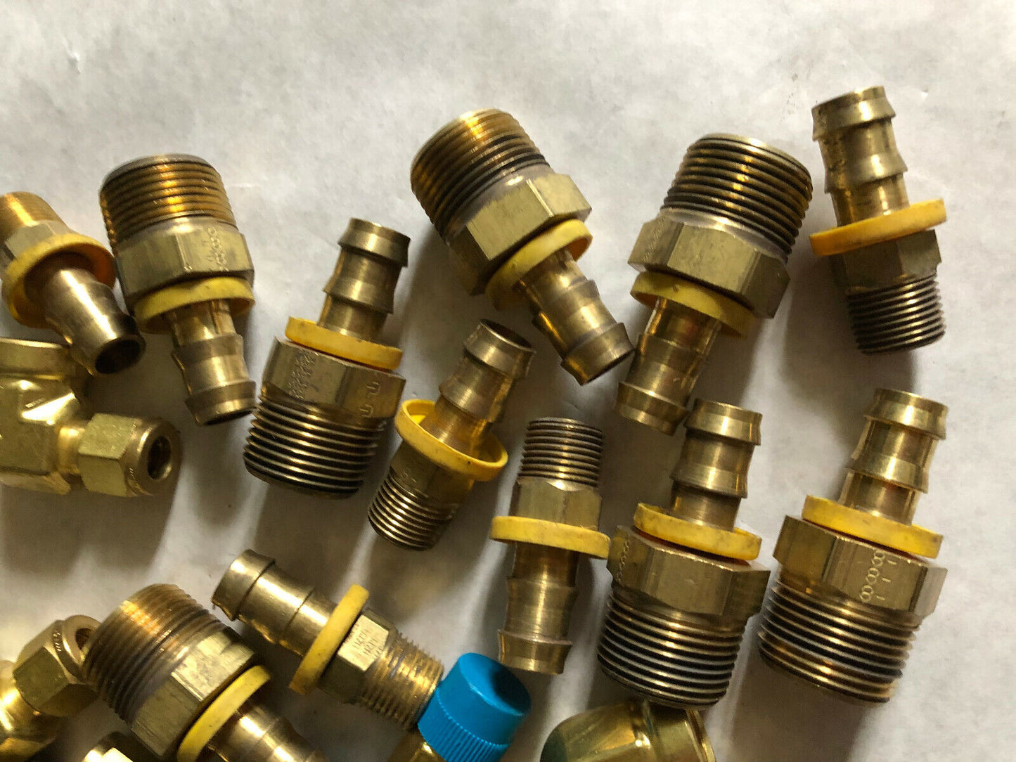 New Lot 34 Mixed Swagelok Brass Fittings,Pipe Connectors 3/8" & 3/4" Npt,Se