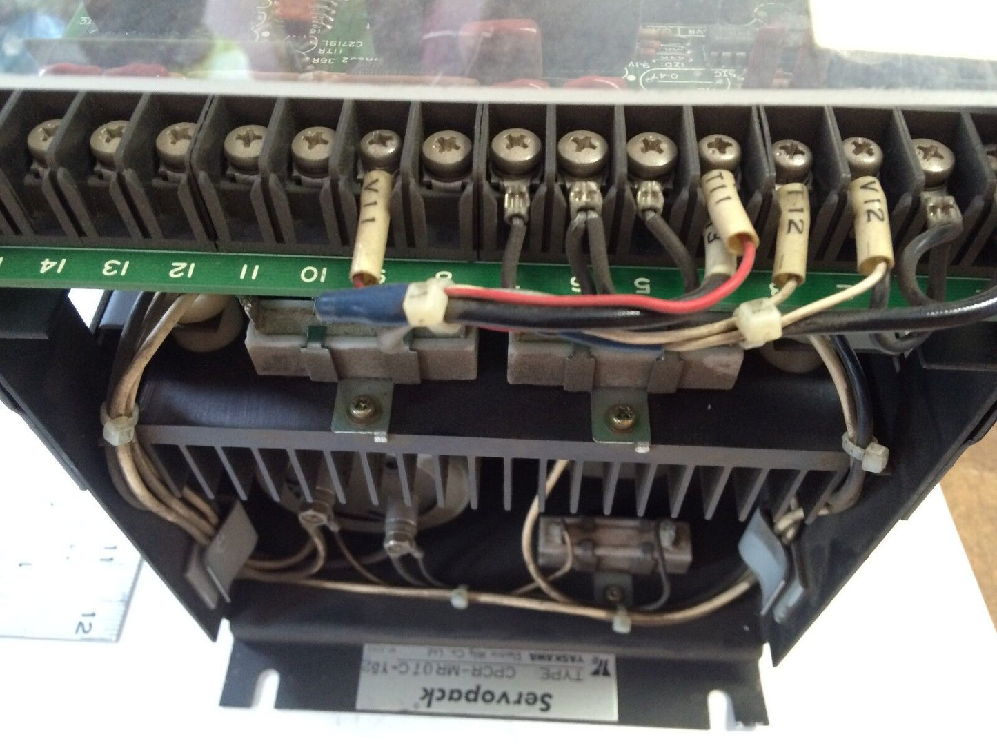 Yaskawa Electric Cpcr-Mr07c-Y52 Servo Pack,Cpcr-Mr-Ca07c-Y52,Tb