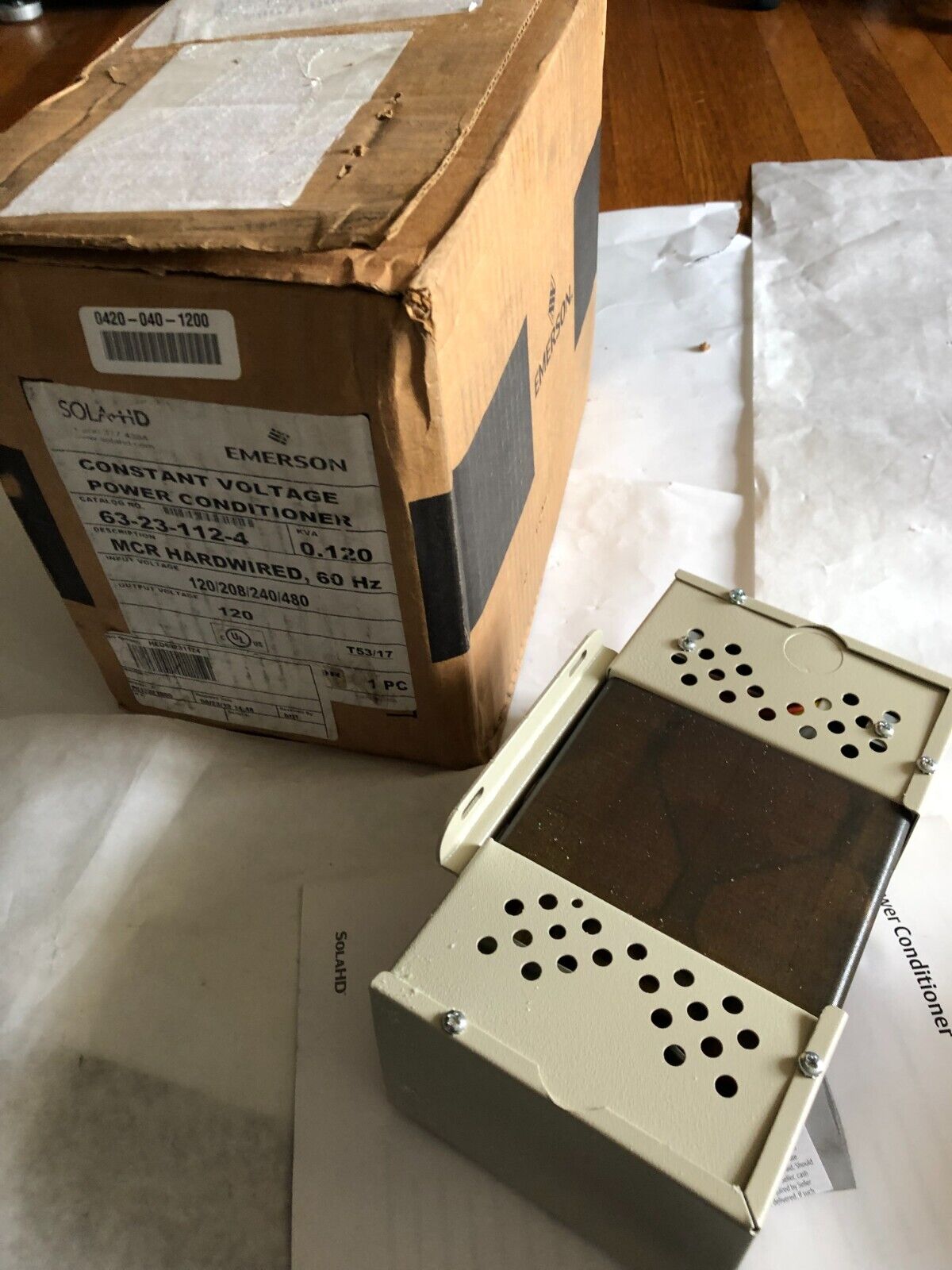New Emerson Sola Hd 63-23-112-4 Constant Voltage Power Conditioner,63231124,Az